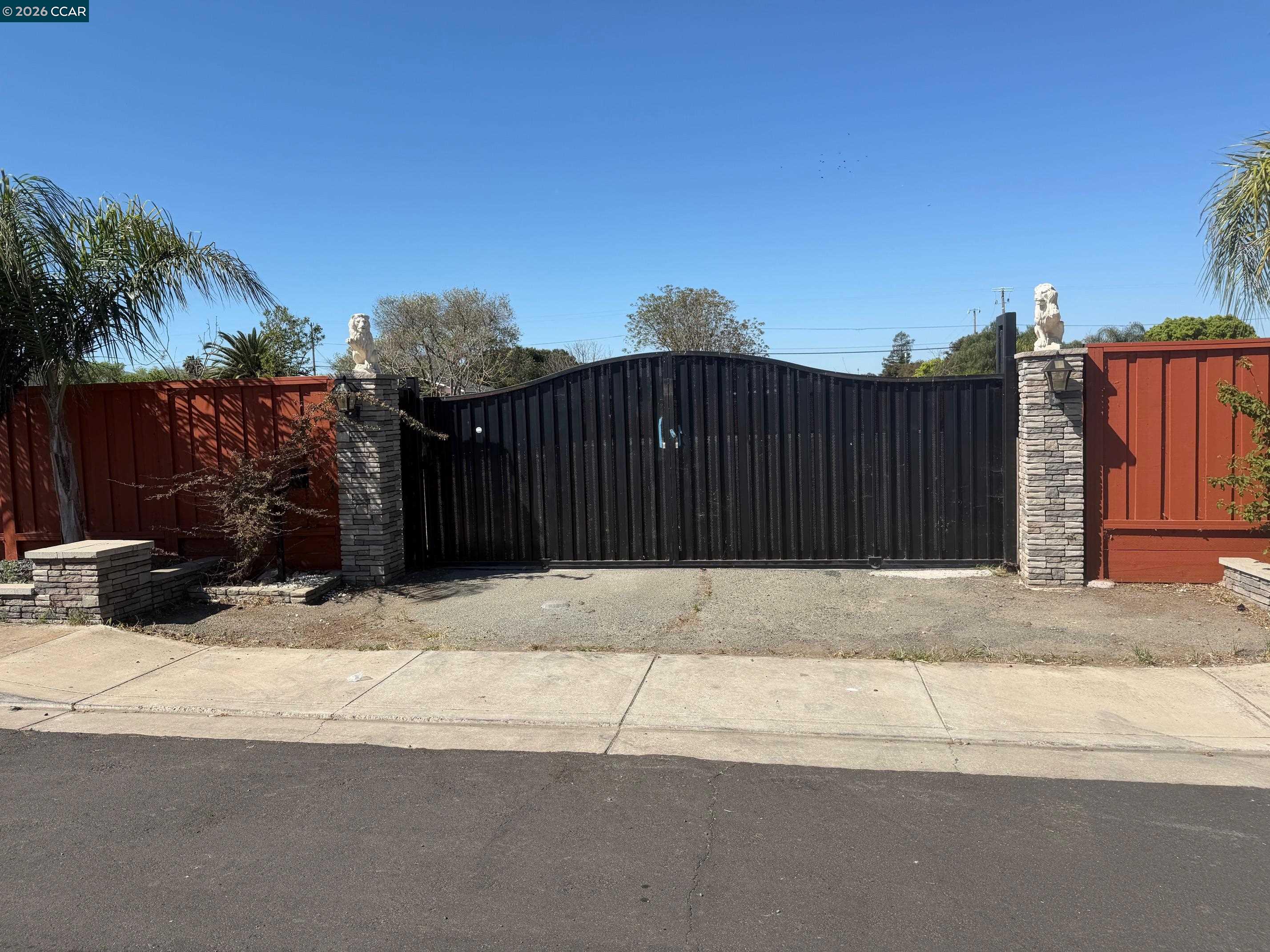 Front Image Thumbnail for CC41128260