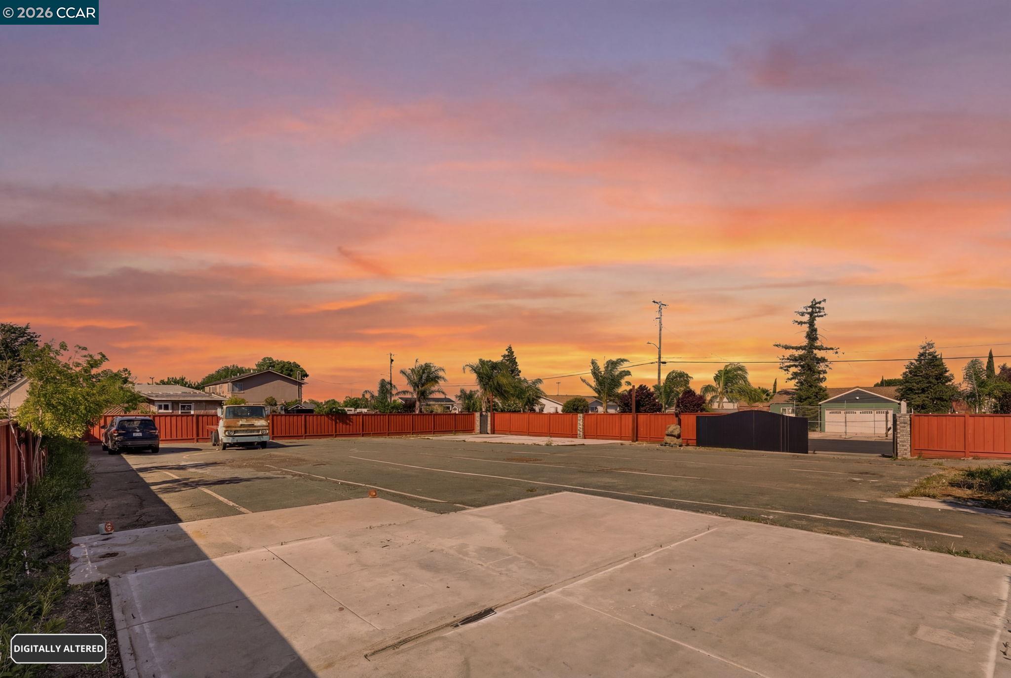 Front Image Thumbnail for CC41128260