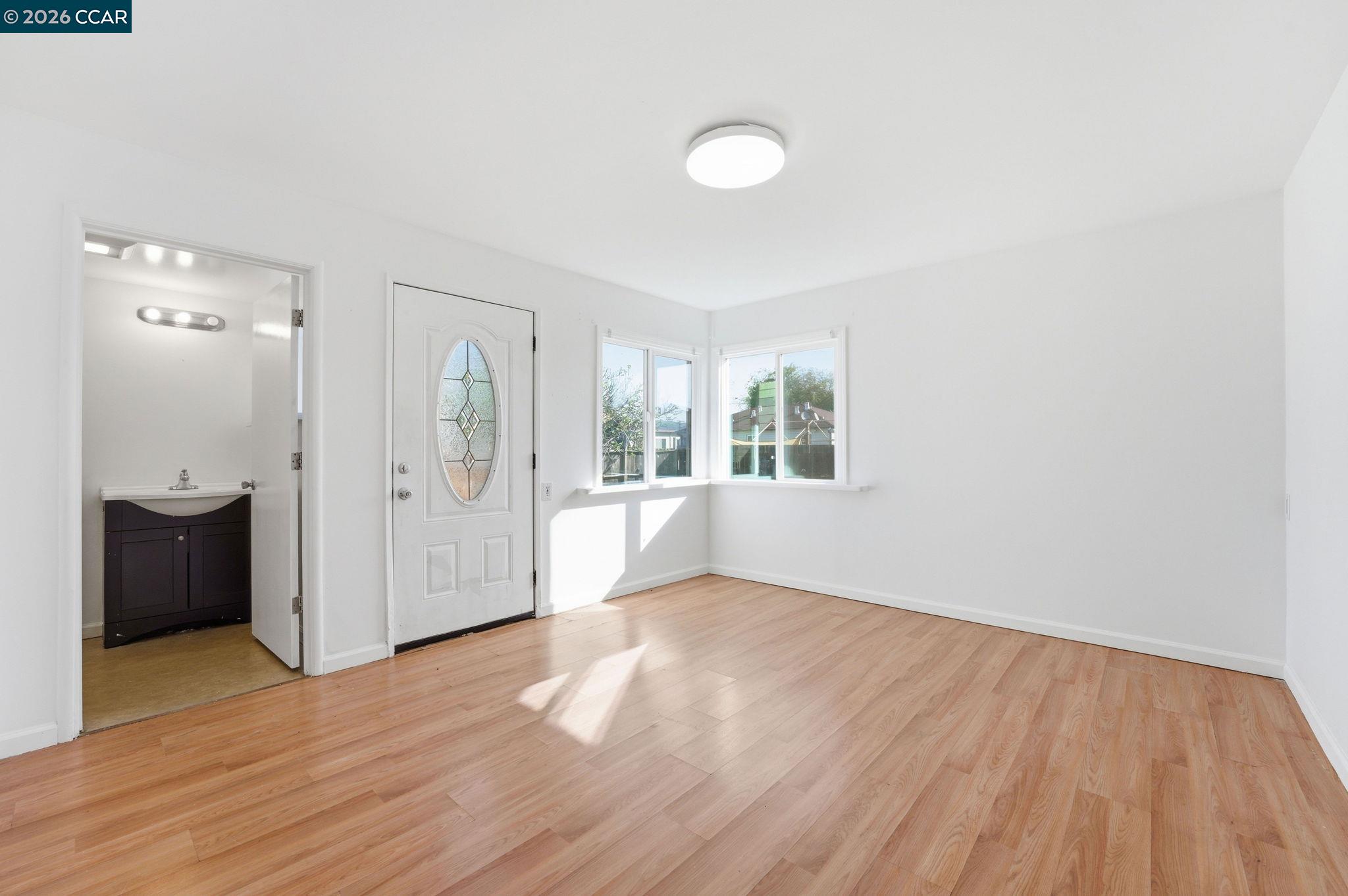 Detail Gallery Image 24 of 36 For 362 S 35th St, Richmond,  CA 94804 - 3 Beds | 2 Baths