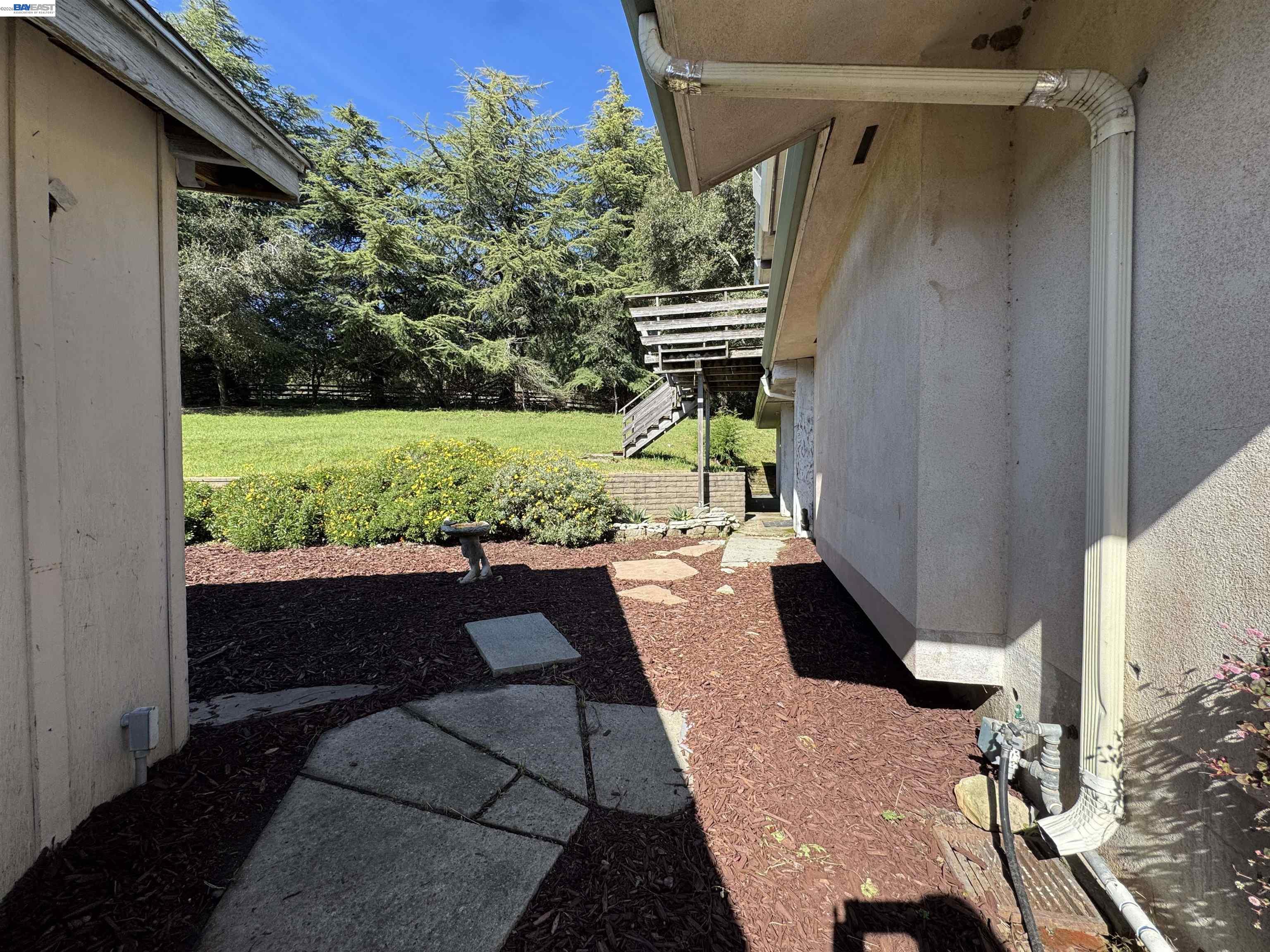 Detail Gallery Image 40 of 43 For 17121 Laurel Rd, Los Gatos,  CA 95033 - 4 Beds | 3 Baths