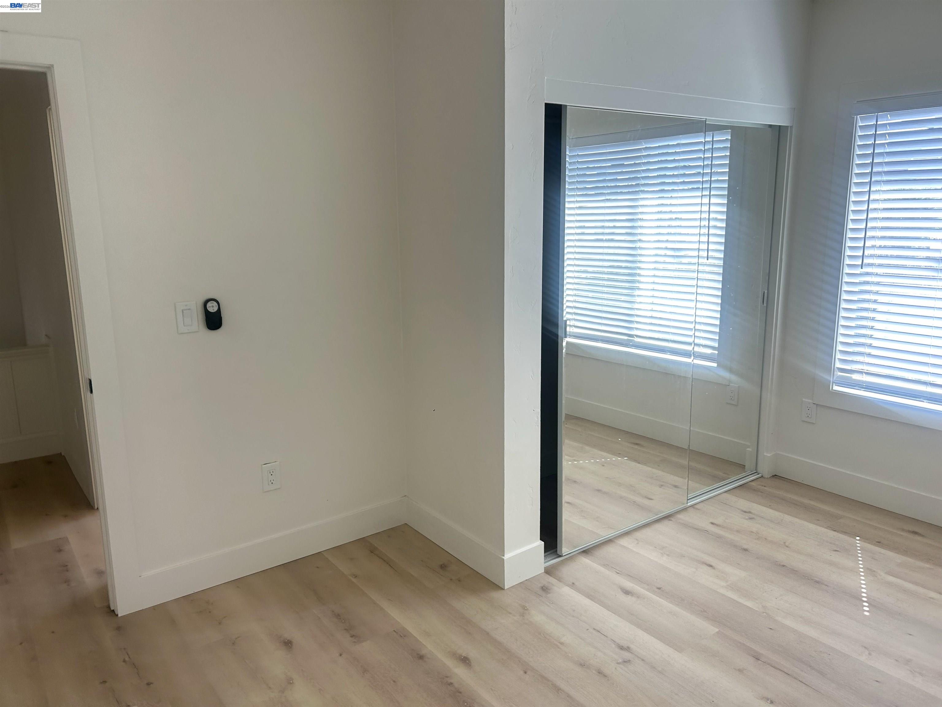 Detail Gallery Image 7 of 12 For 528 41st St, Oakland,  CA 94609 - – Beds | – Baths