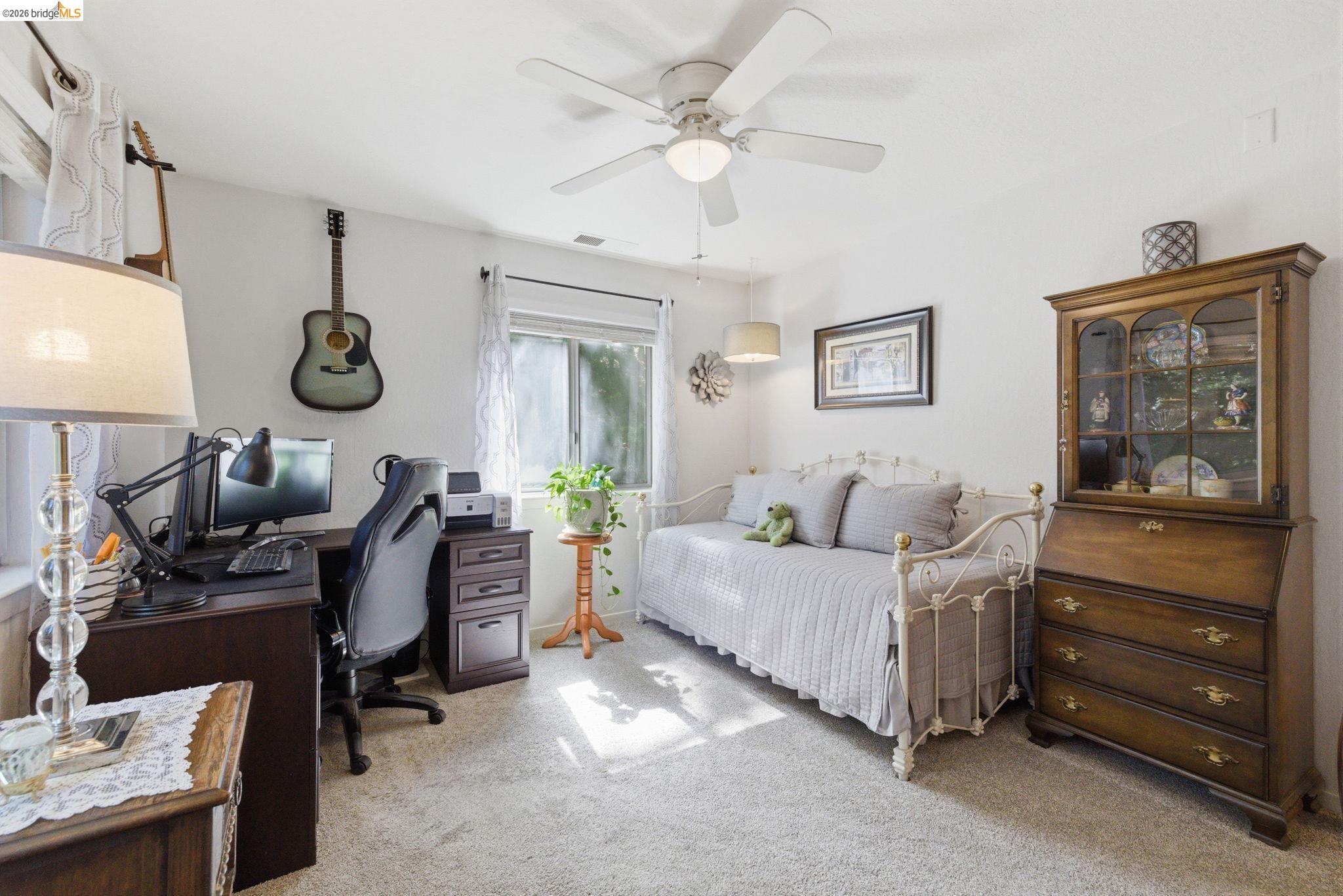 Detail Gallery Image 16 of 47 For 21570 Eel River Dr, Sonora,  CA 95370 - 4 Beds | 3 Baths