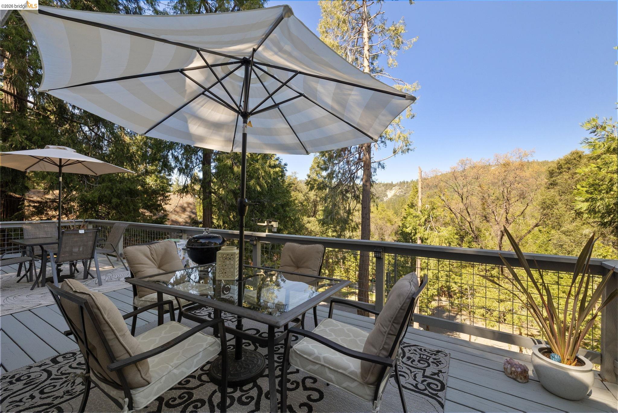 Detail Gallery Image 26 of 47 For 21570 Eel River Dr, Sonora,  CA 95370 - 4 Beds | 3 Baths