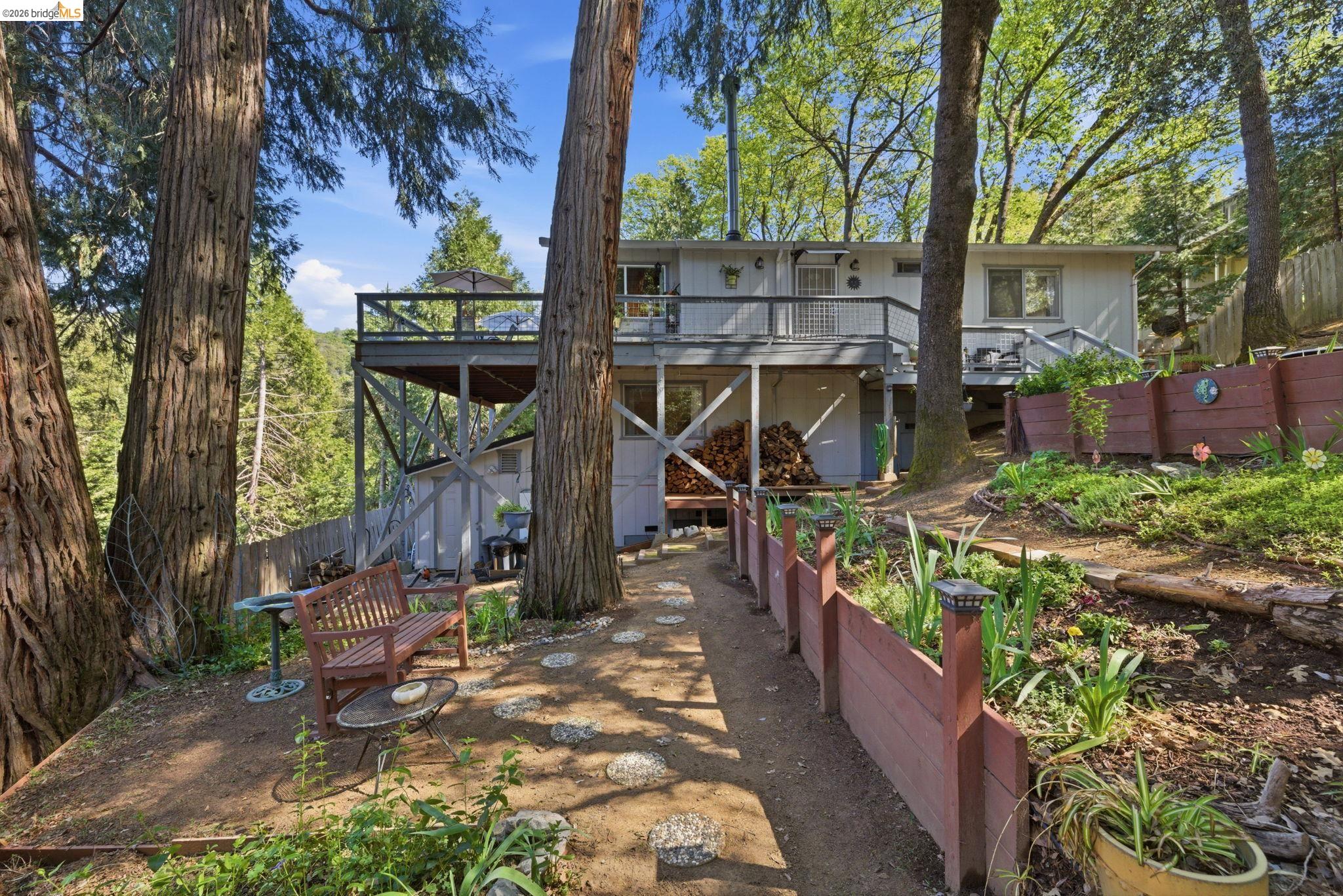 Detail Gallery Image 40 of 47 For 21570 Eel River Dr, Sonora,  CA 95370 - 4 Beds | 3 Baths