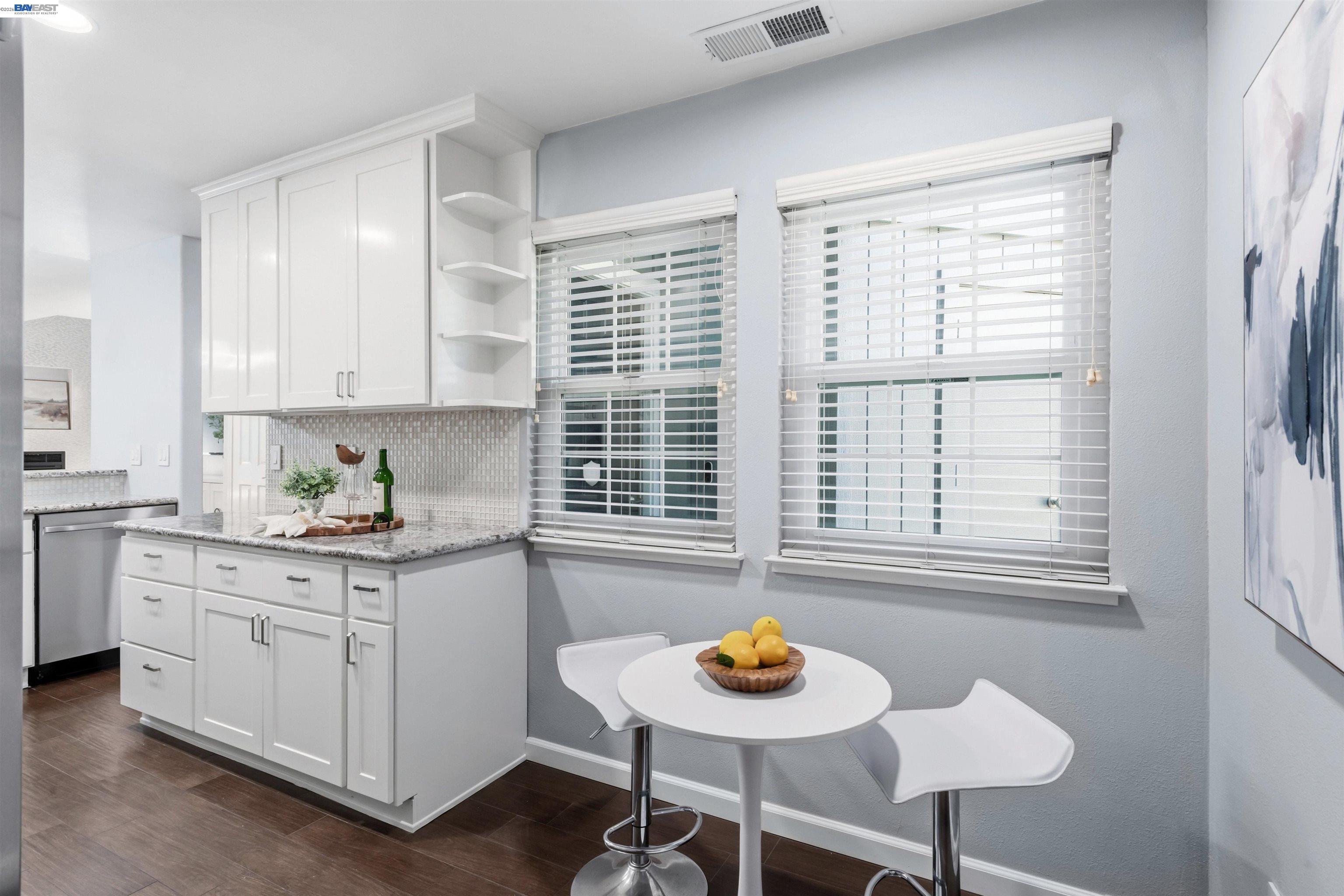 Photo #9: 41128271 Listing: Photo #9