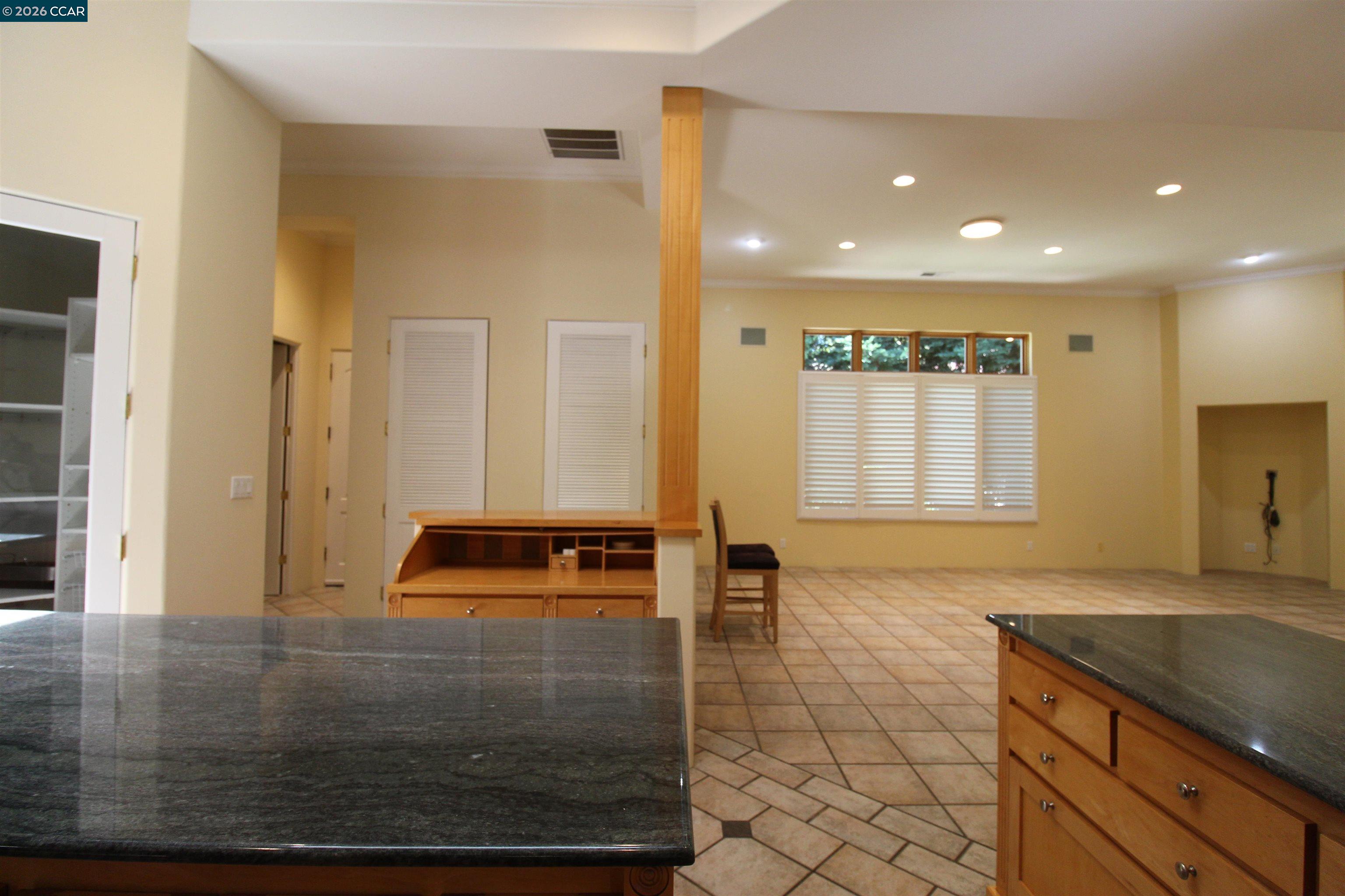 Detail Gallery Image 12 of 29 For 348 Pheasant Run Dr, Danville,  CA 94506 - 4 Beds | 3/1 Baths