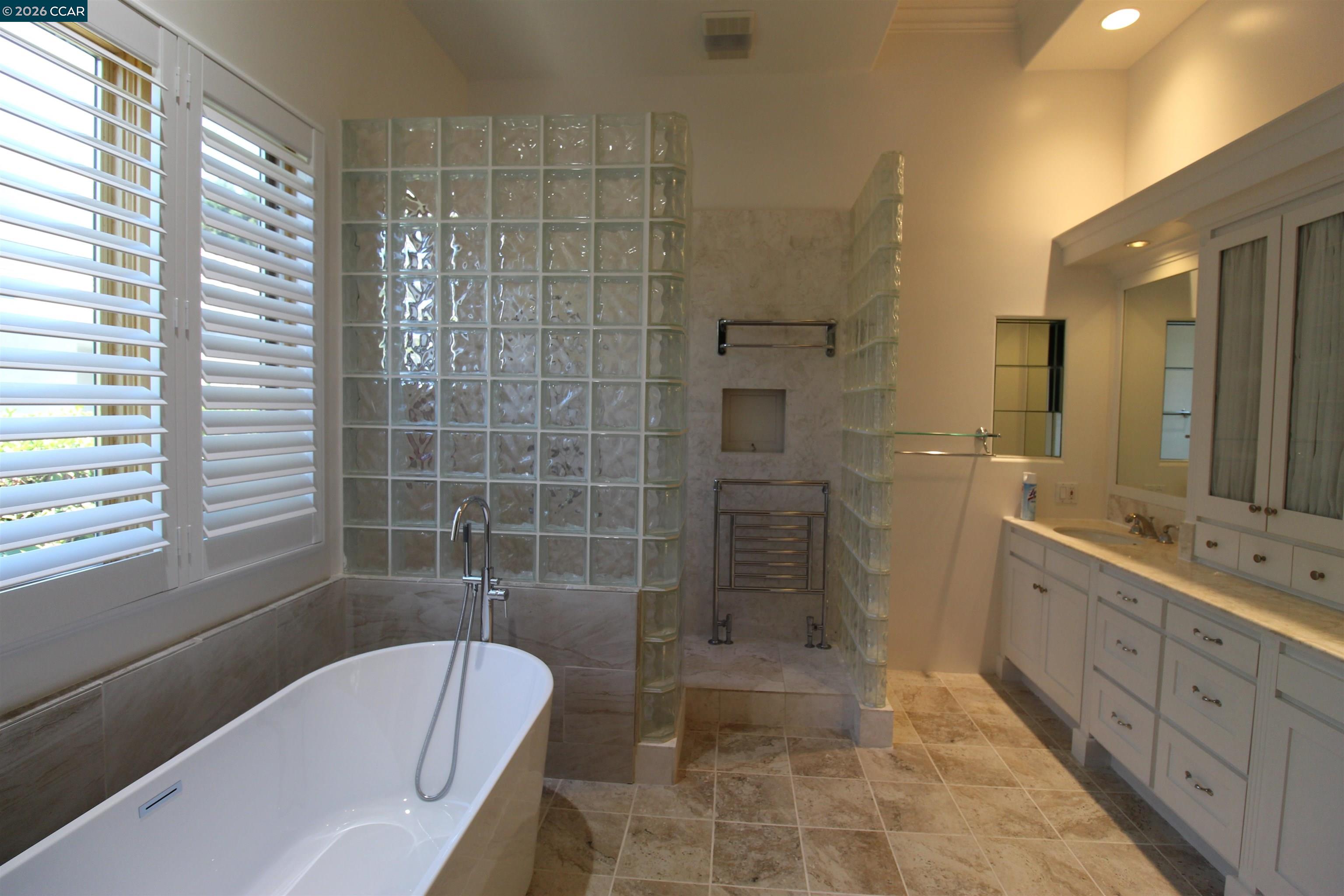 Detail Gallery Image 19 of 29 For 348 Pheasant Run Dr, Danville,  CA 94506 - 4 Beds | 3/1 Baths