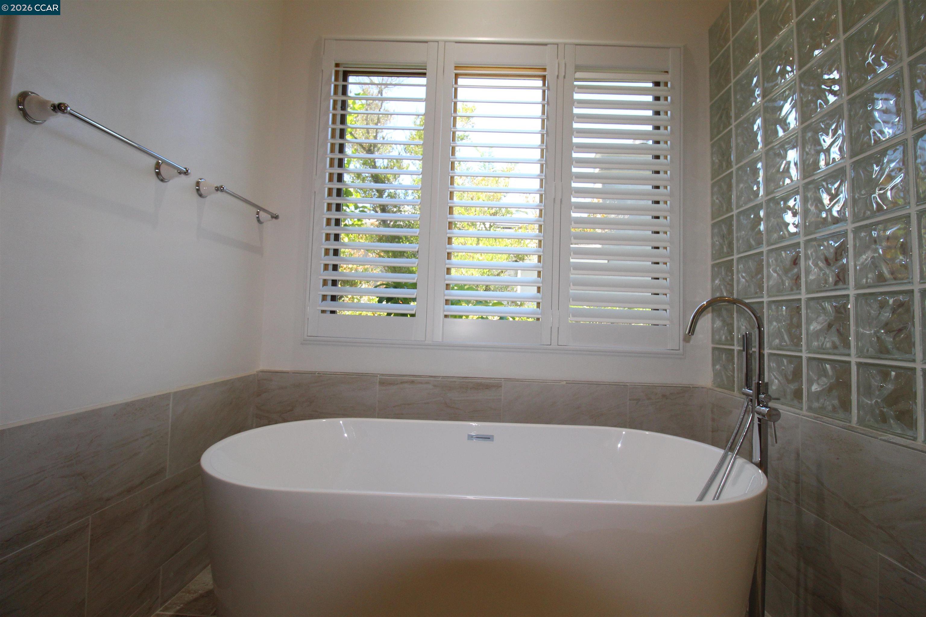 Detail Gallery Image 20 of 29 For 348 Pheasant Run Dr, Danville,  CA 94506 - 4 Beds | 3/1 Baths