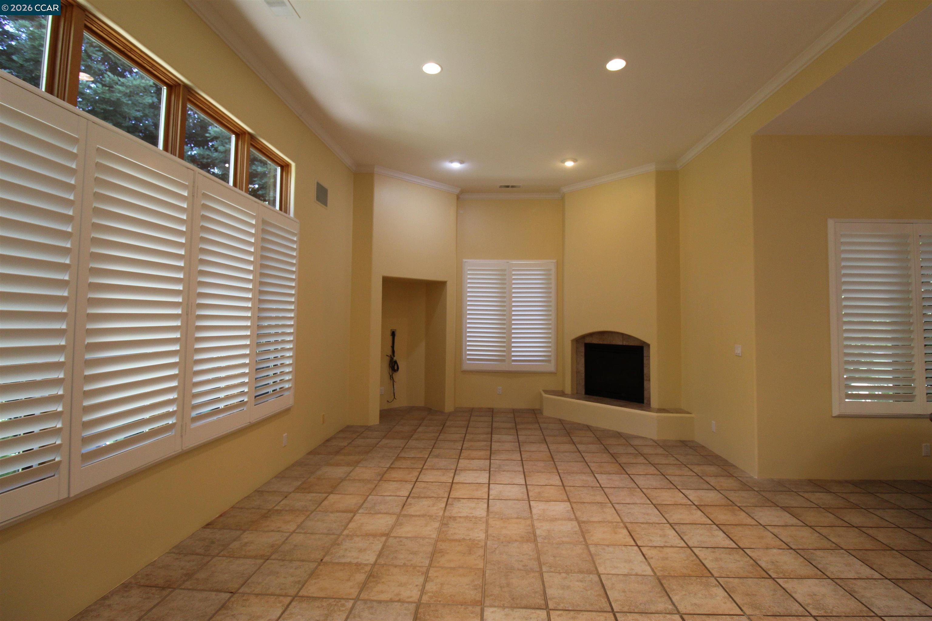 Detail Gallery Image 9 of 29 For 348 Pheasant Run Dr, Danville,  CA 94506 - 4 Beds | 3/1 Baths