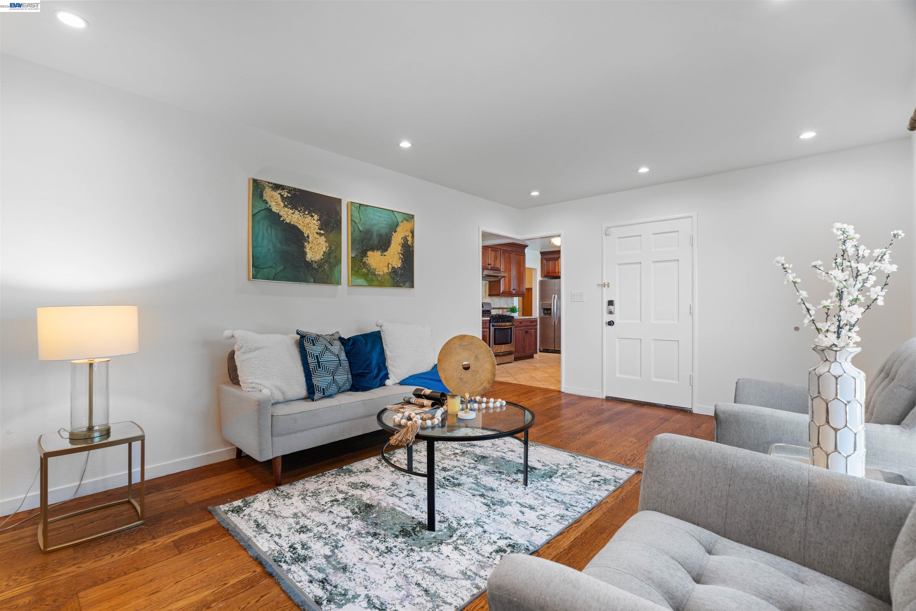 Detail Gallery Image 5 of 31 For 1106 Trojan Ave, San Leandro,  CA 94579 - 3 Beds | 2 Baths