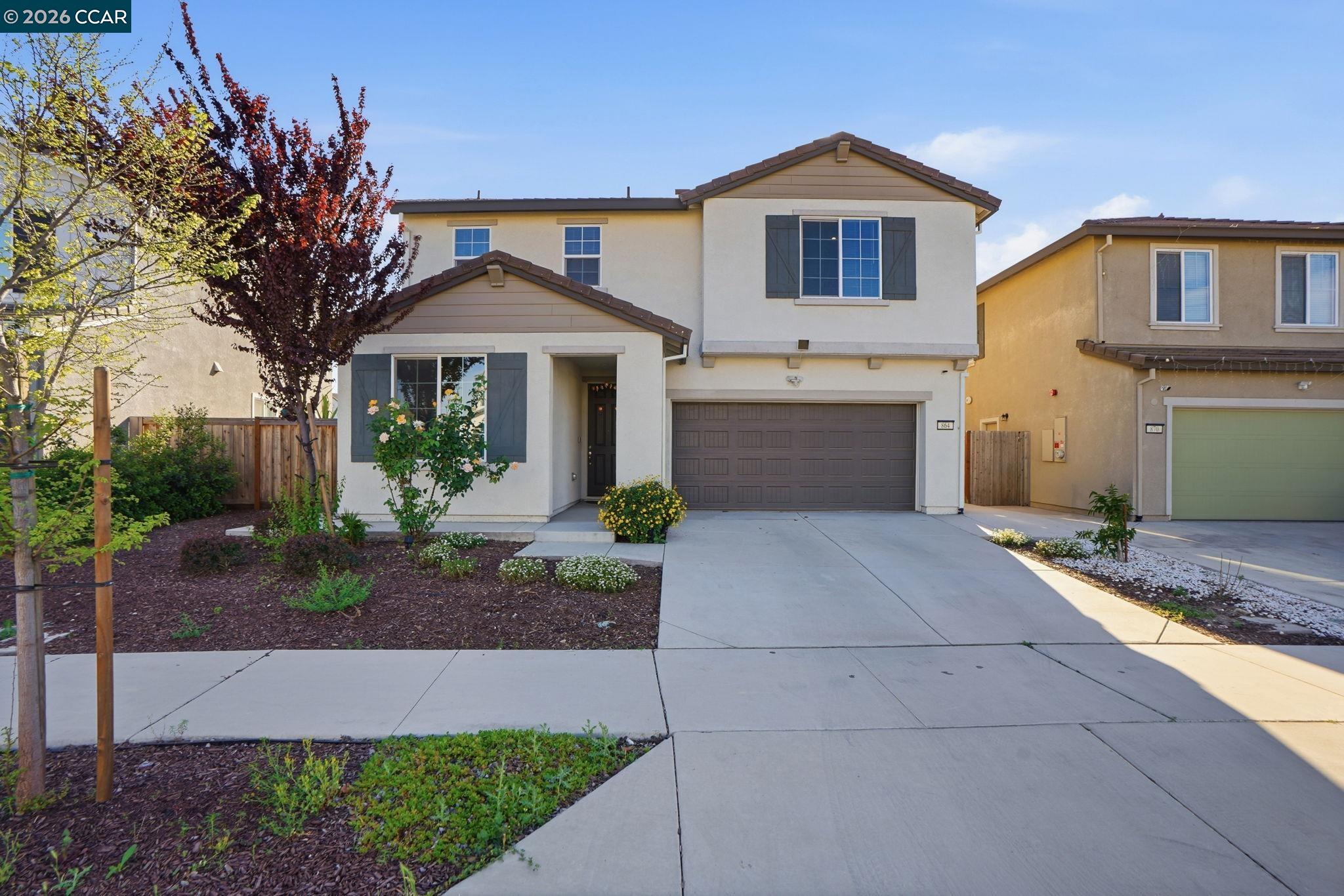 Front Image Thumbnail for CC41128275