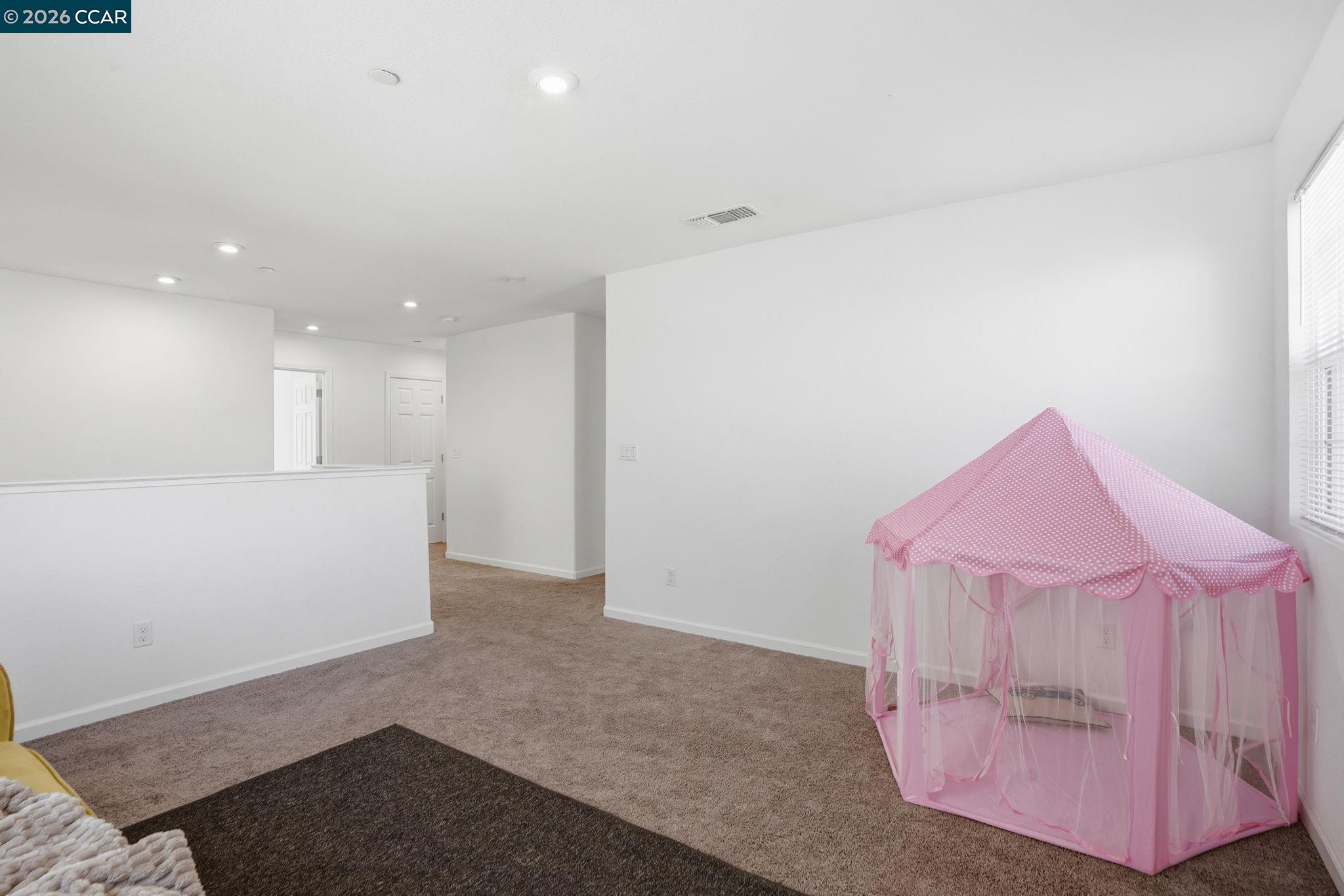 Detail Gallery Image 18 of 46 For 864 Bewick Dr, Lathrop,  CA 95330 - 5 Beds | 3 Baths