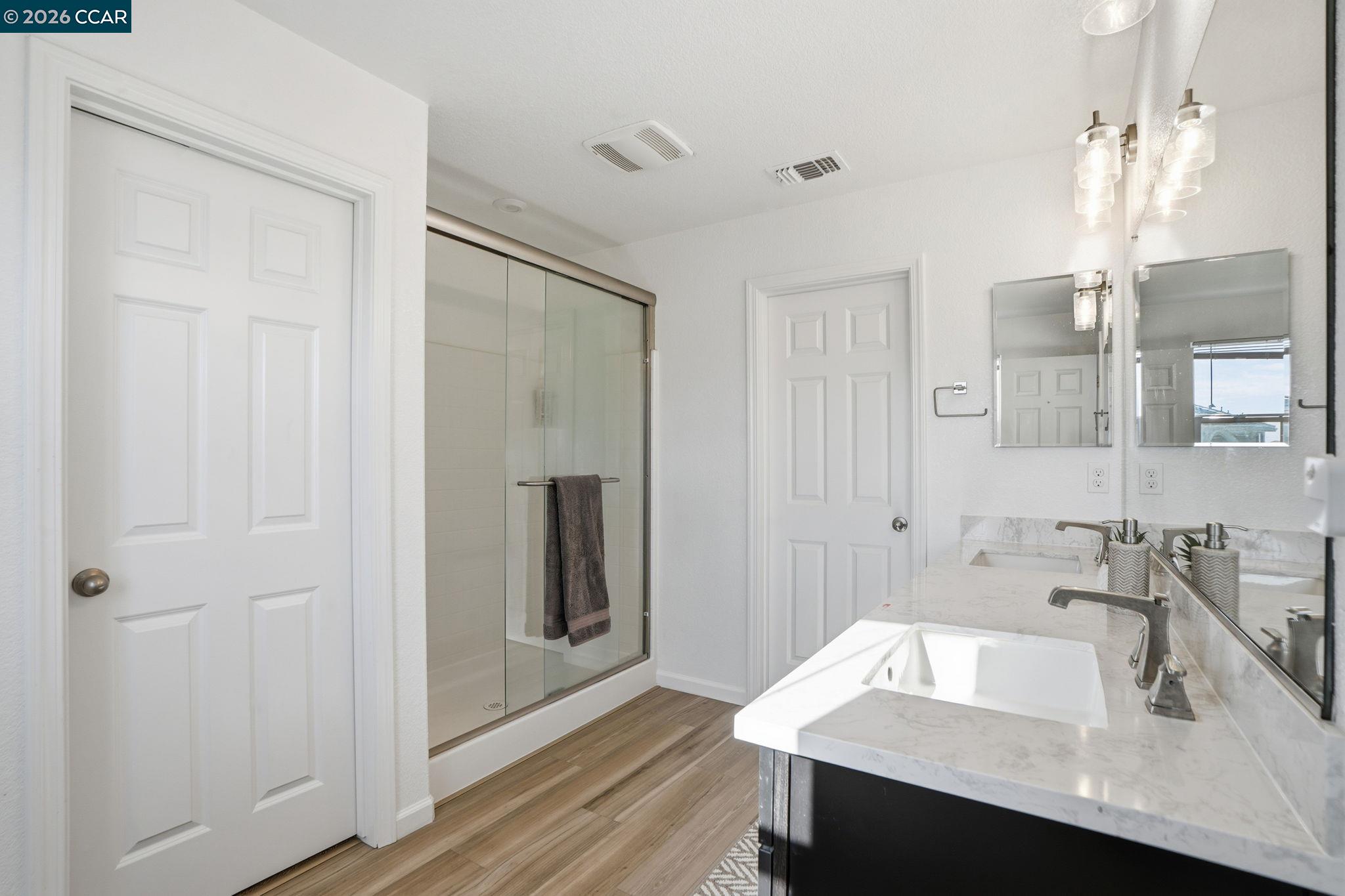 Detail Gallery Image 33 of 46 For 864 Bewick Dr, Lathrop,  CA 95330 - 5 Beds | 3 Baths