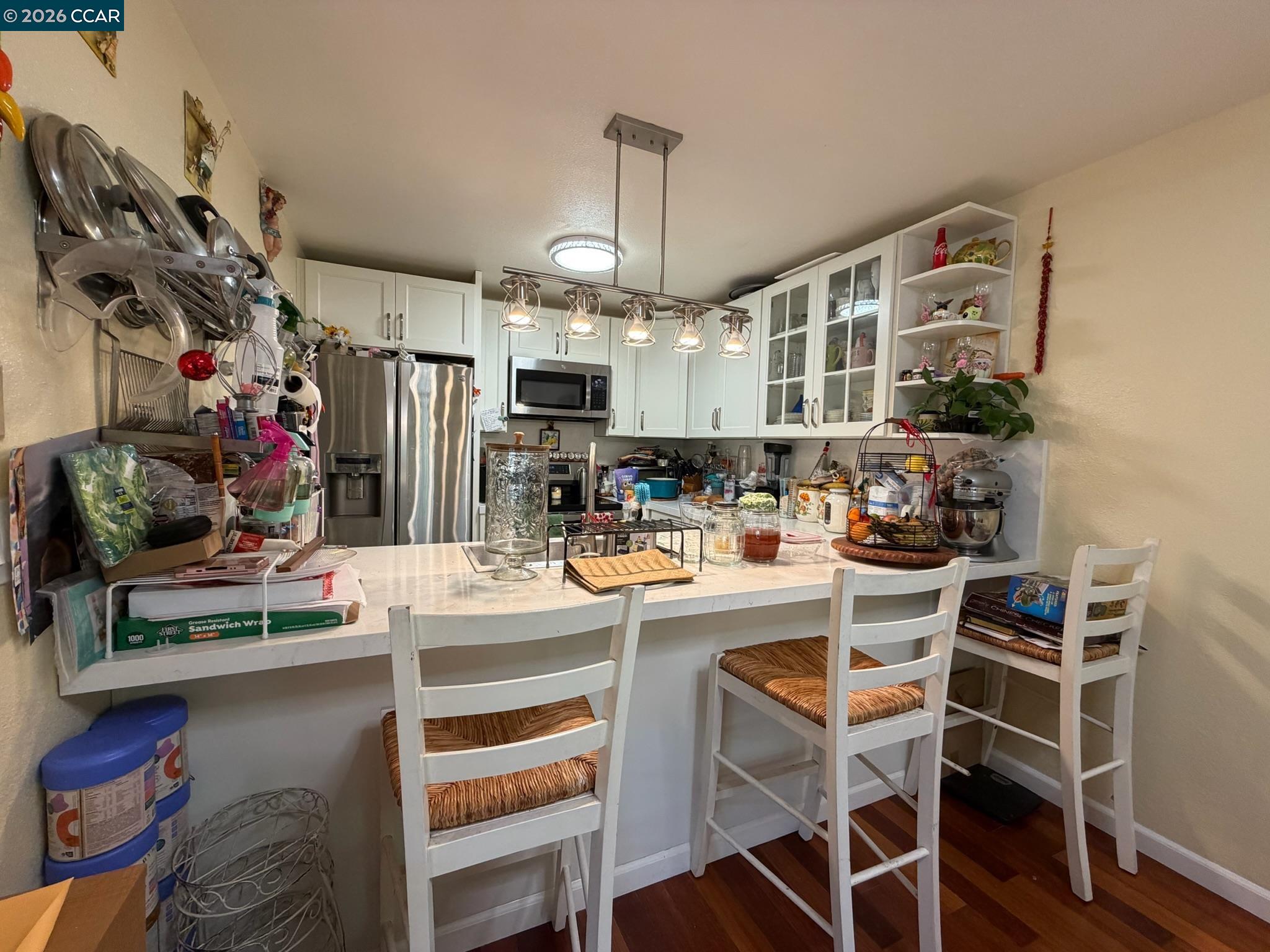 Detail Gallery Image 14 of 43 For 6 Basin Court, Hercules,  CA 94547 - 3 Beds | 2/1 Baths