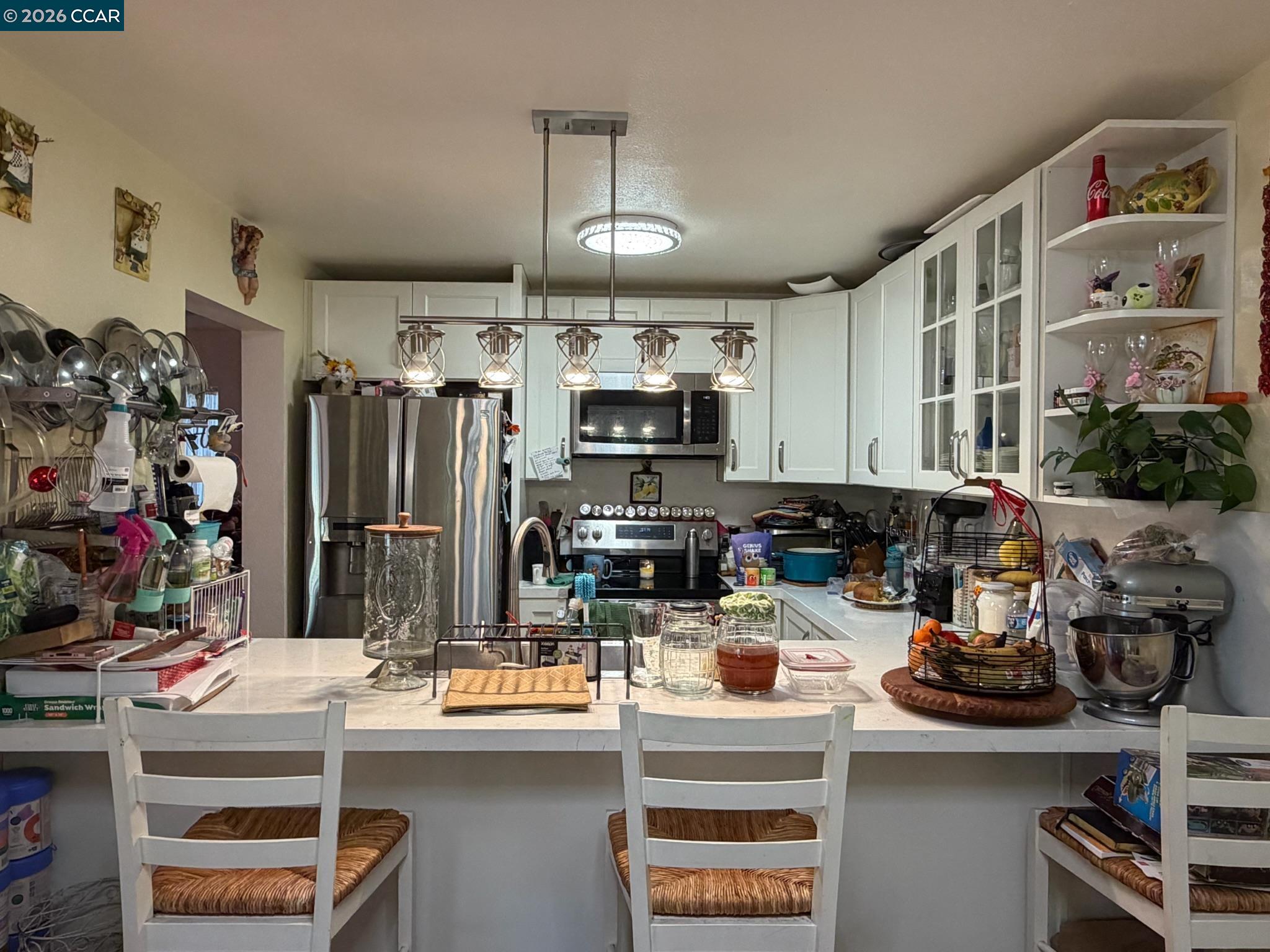 Detail Gallery Image 17 of 43 For 6 Basin Court, Hercules,  CA 94547 - 3 Beds | 2/1 Baths