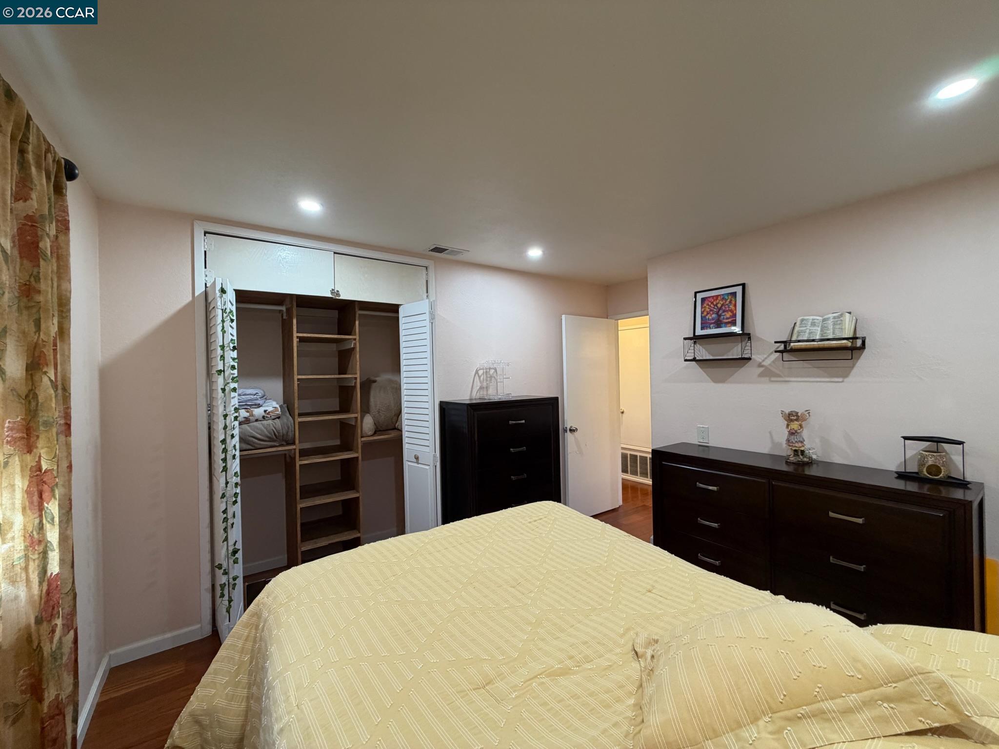 Detail Gallery Image 30 of 43 For 6 Basin Court, Hercules,  CA 94547 - 3 Beds | 2/1 Baths