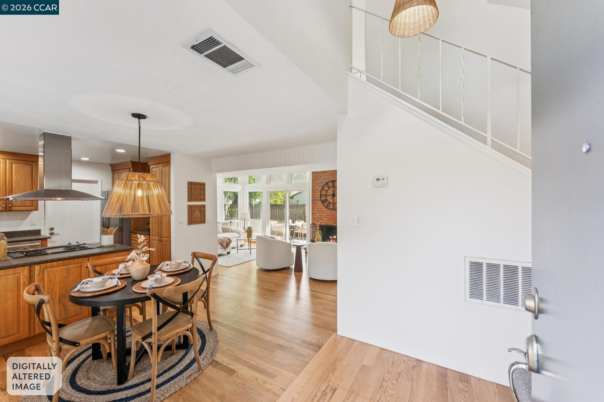 Photo #3: 41128279 Listing: Photo #3