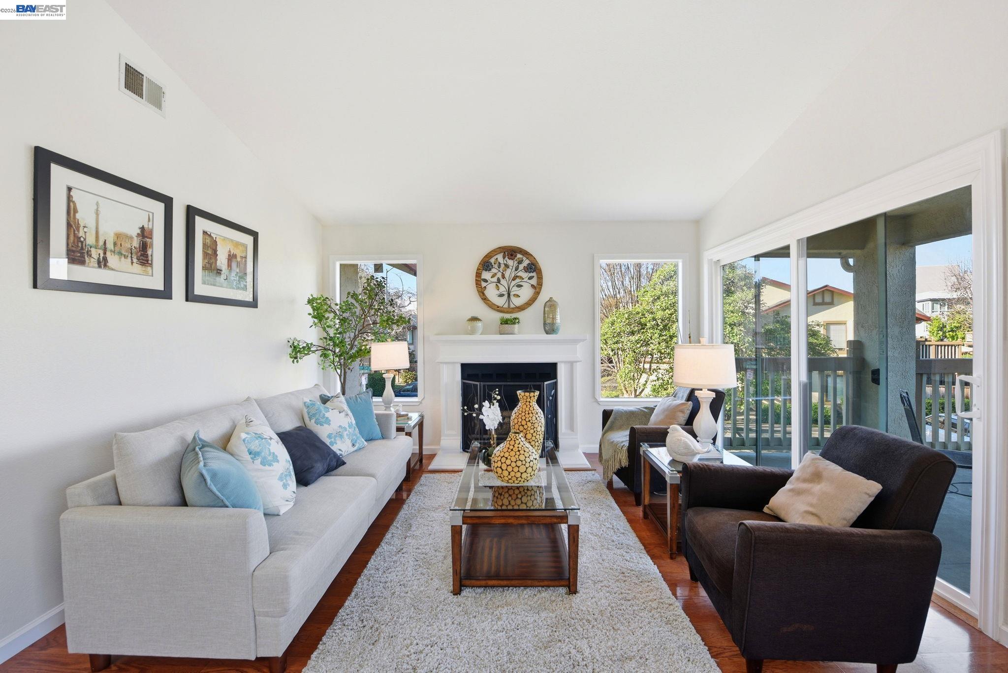 Photo #5: 41128280 Listing: Photo #5