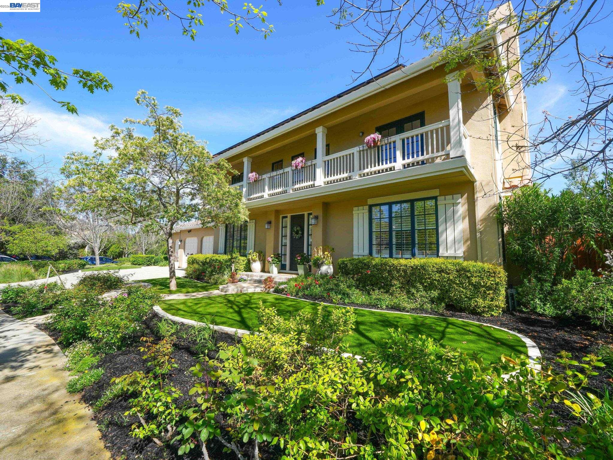 Detail Gallery Image 1 of 59 For 10507 Manzanita Ct., Cupertino,  CA 95014 - 5 Beds | 4/1 Baths