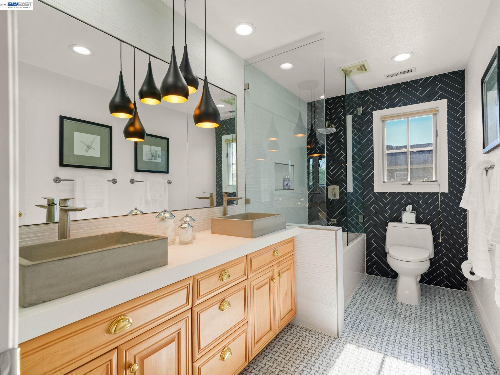 Detail Gallery Image 33 of 59 For 10507 Manzanita Ct., Cupertino,  CA 95014 - 5 Beds | 4/1 Baths