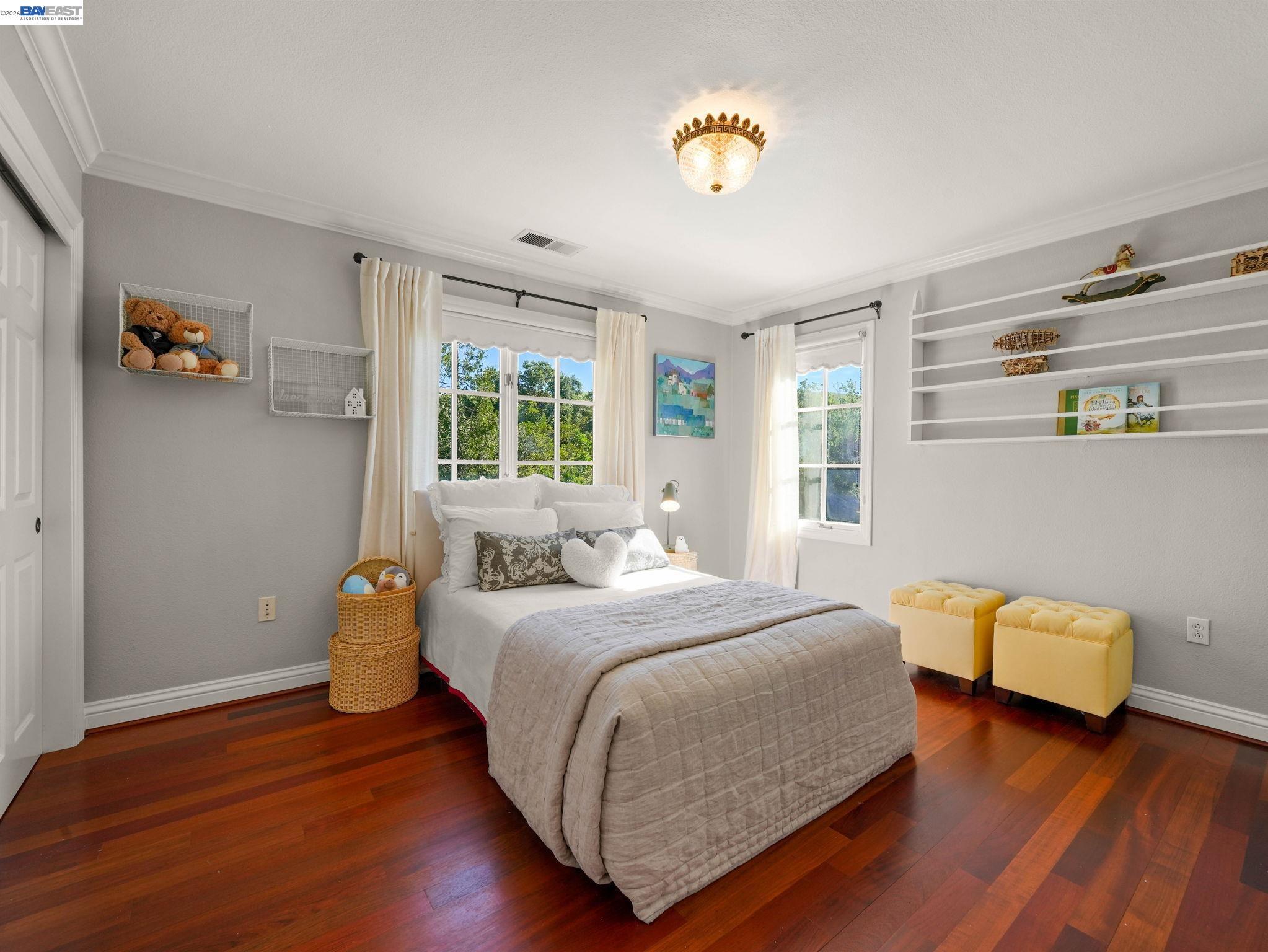 Detail Gallery Image 34 of 59 For 10507 Manzanita Ct., Cupertino,  CA 95014 - 5 Beds | 4/1 Baths