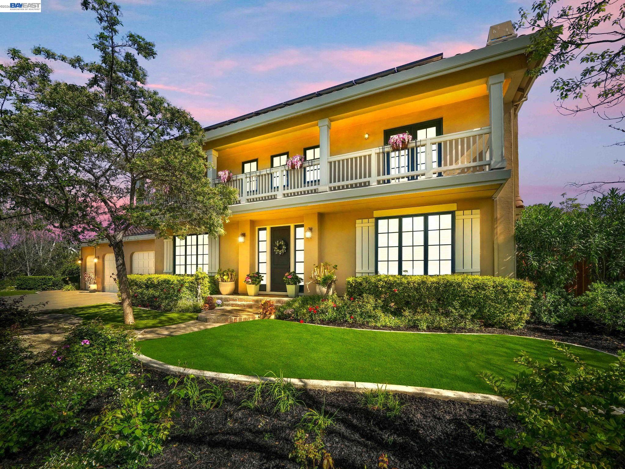 Detail Gallery Image 5 of 59 For 10507 Manzanita Ct., Cupertino,  CA 95014 - 5 Beds | 4/1 Baths