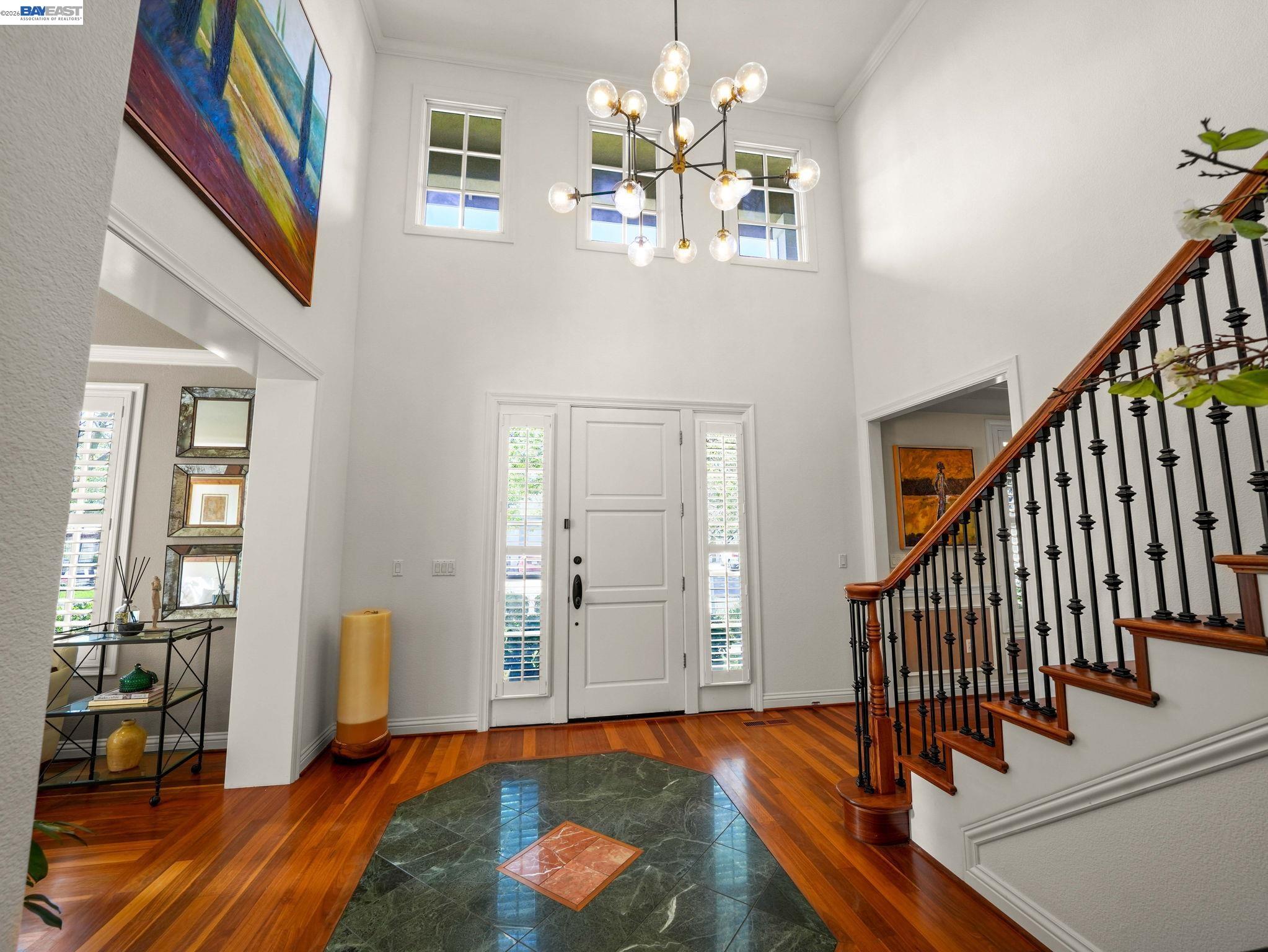 Detail Gallery Image 8 of 59 For 10507 Manzanita Ct., Cupertino,  CA 95014 - 5 Beds | 4/1 Baths