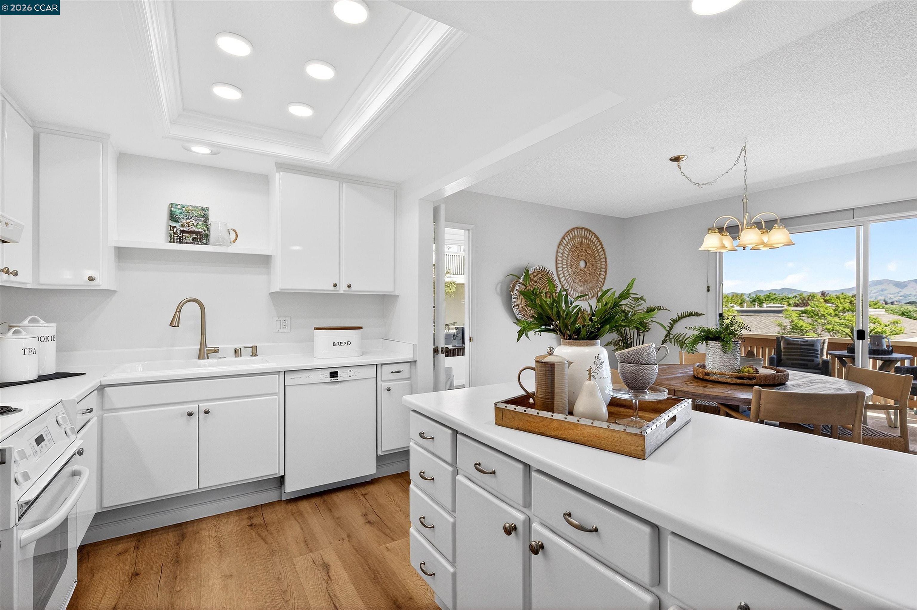 Photo #7: 41128283 Listing: Photo #7