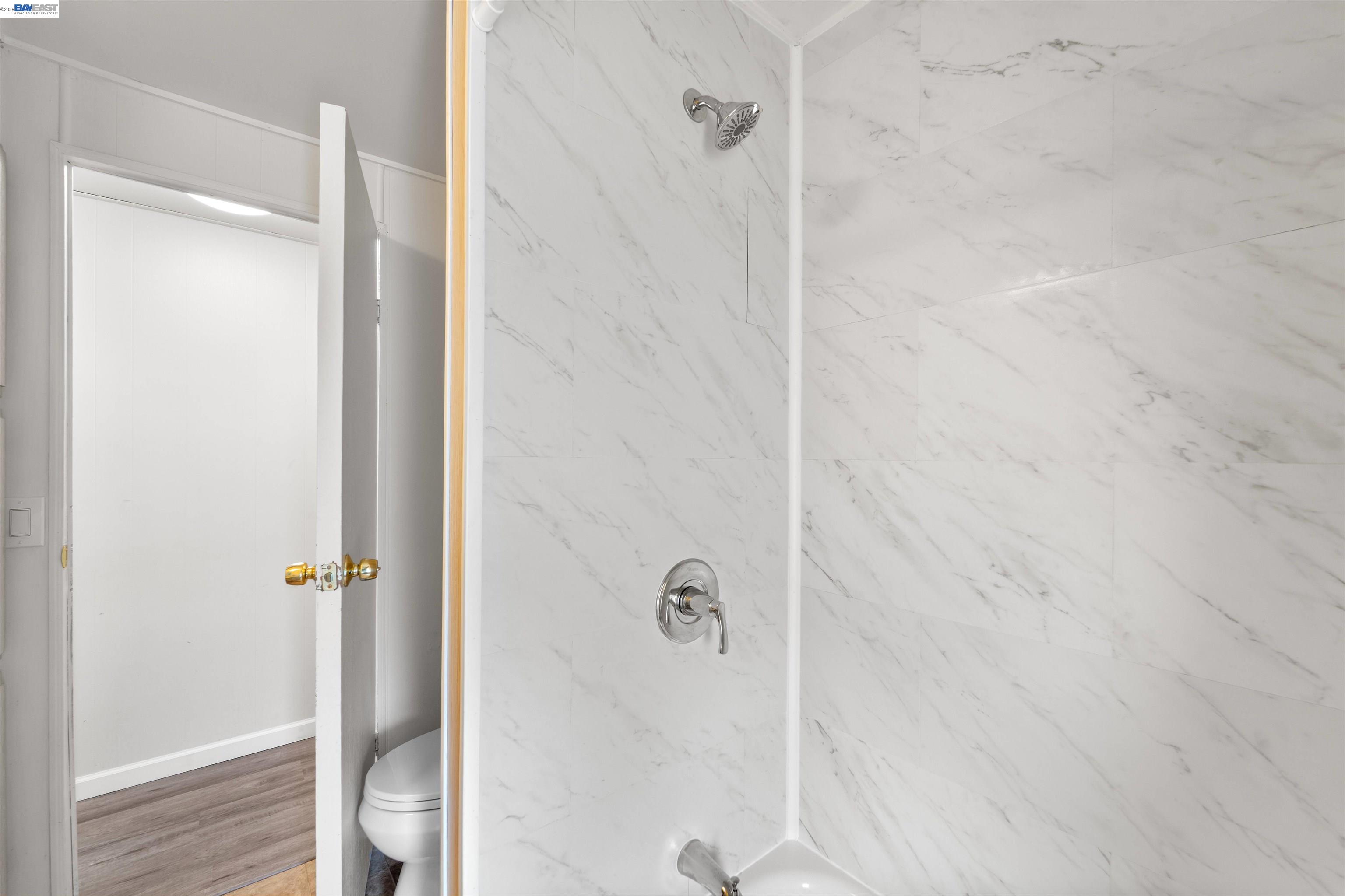 Detail Gallery Image 17 of 35 For 301 Maui Circle, Union City,  CA 94587 - 3 Beds | 2 Baths