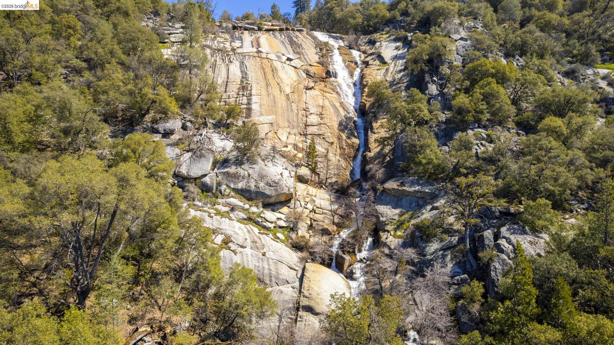 Detail Gallery Image 33 of 36 For 21999 Fallview, Sonora,  CA 95370 - 4 Beds | 3 Baths