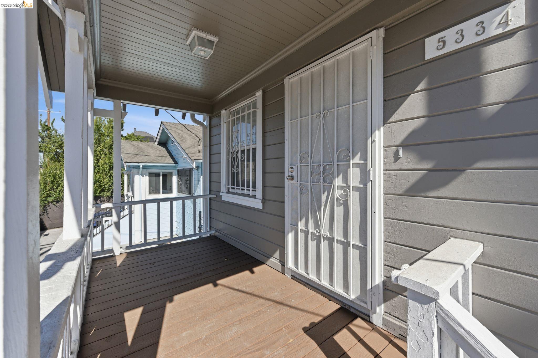 Detail Gallery Image 28 of 30 For 5334 E 10th St., Oakland,  CA 94601 - 3 Beds | 2 Baths