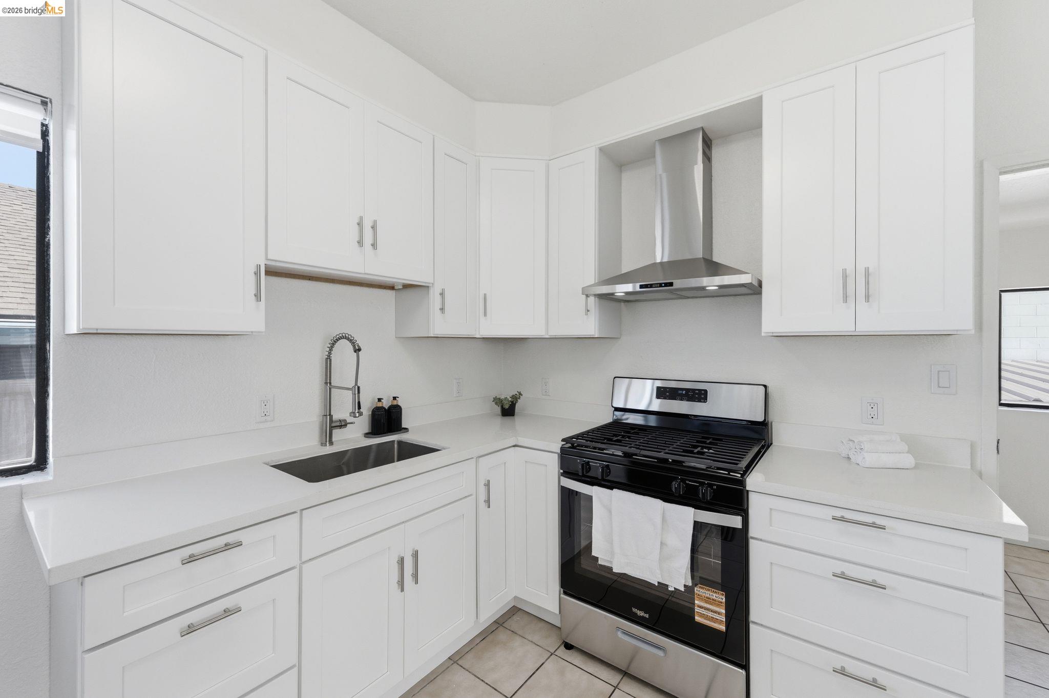 5334 10th St., Oakland, CA, 94601