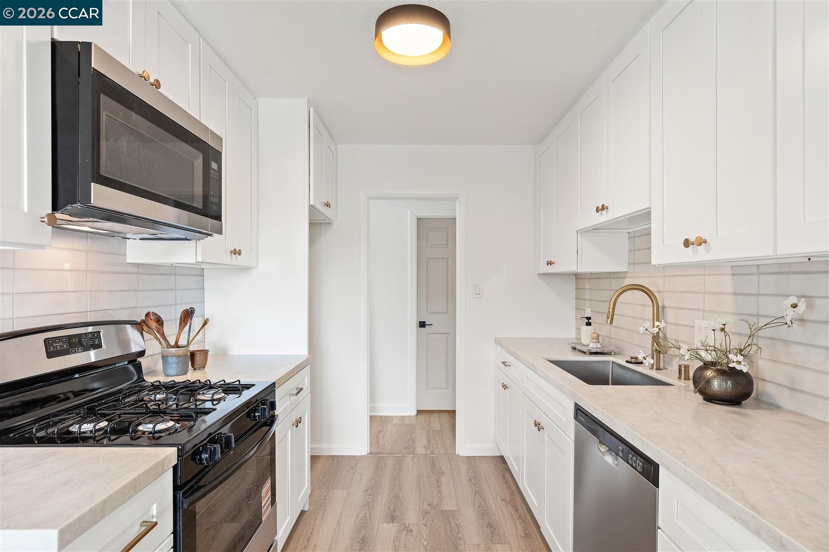 Detail Gallery Image 22 of 58 For 748 Beechwood Ave, Vallejo,  CA 94591 - 3 Beds | 1 Baths