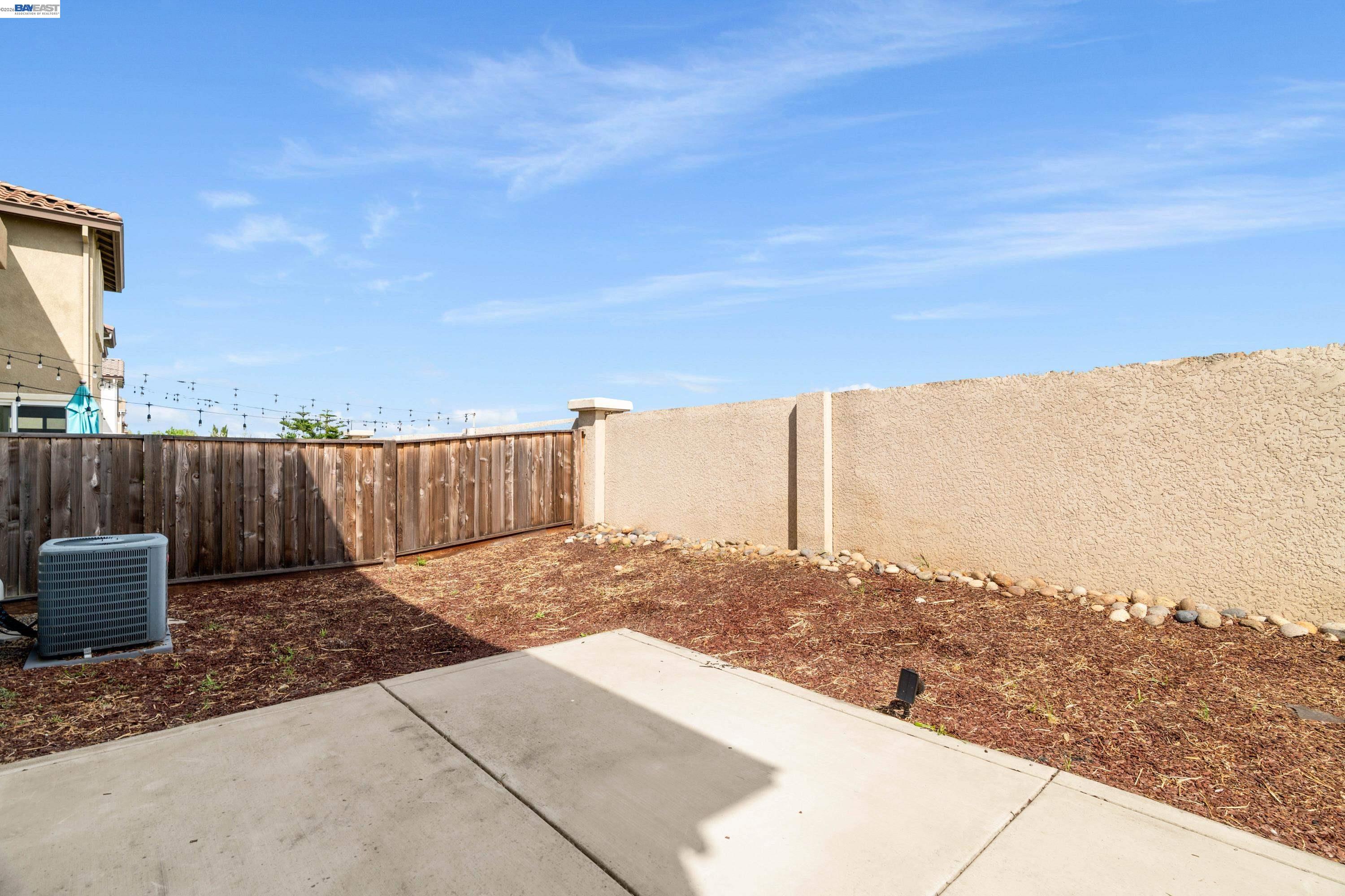 Detail Gallery Image 27 of 36 For 356 Coolcrest Dr, Oakley,  CA 94561 - 3 Beds | 2/1 Baths