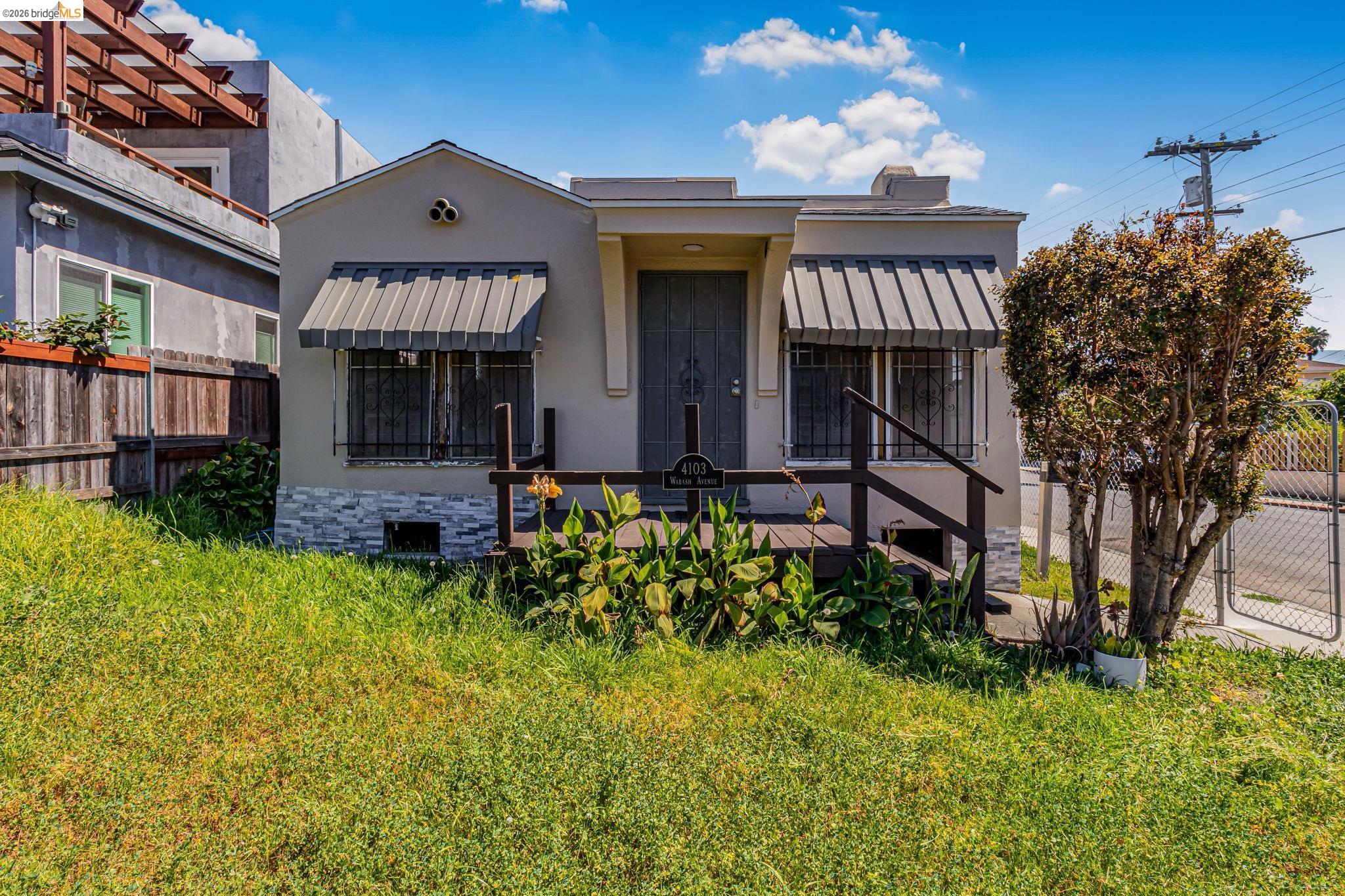 Front Image Thumbnail for EB41128290