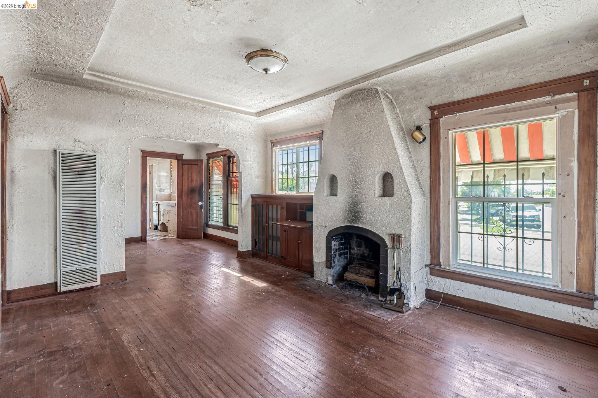 Detail Gallery Image 3 of 29 For 4103 Wabash Ave, San Diego,  CA 92104 - 2 Beds | 1 Baths