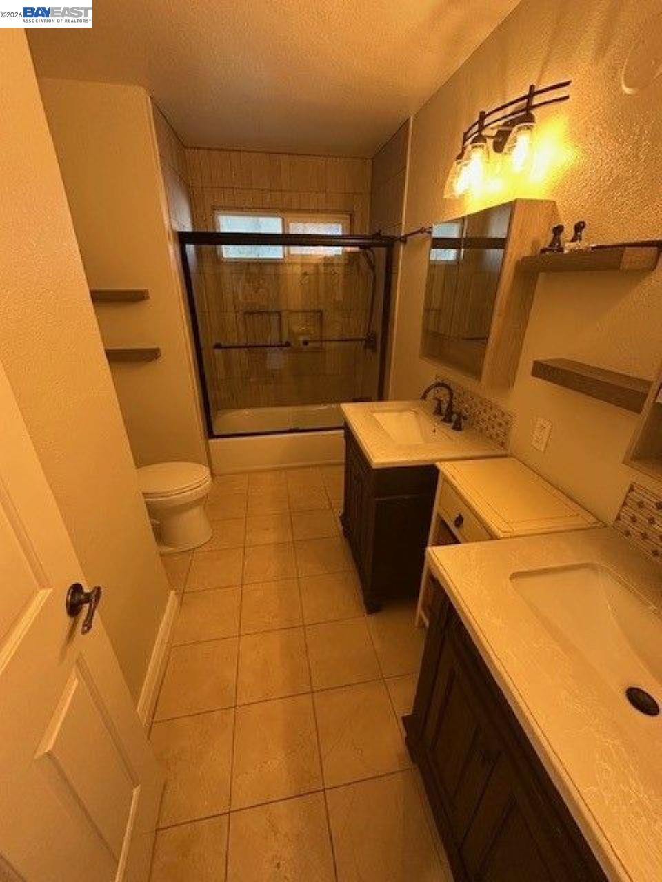 Detail Gallery Image 14 of 21 For 3219 Touriga Dr, Pleasanton,  CA 94566 - 4 Beds | 2/1 Baths