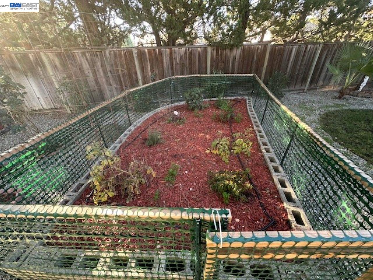 Detail Gallery Image 19 of 21 For 3219 Touriga Dr, Pleasanton,  CA 94566 - 4 Beds | 2/1 Baths