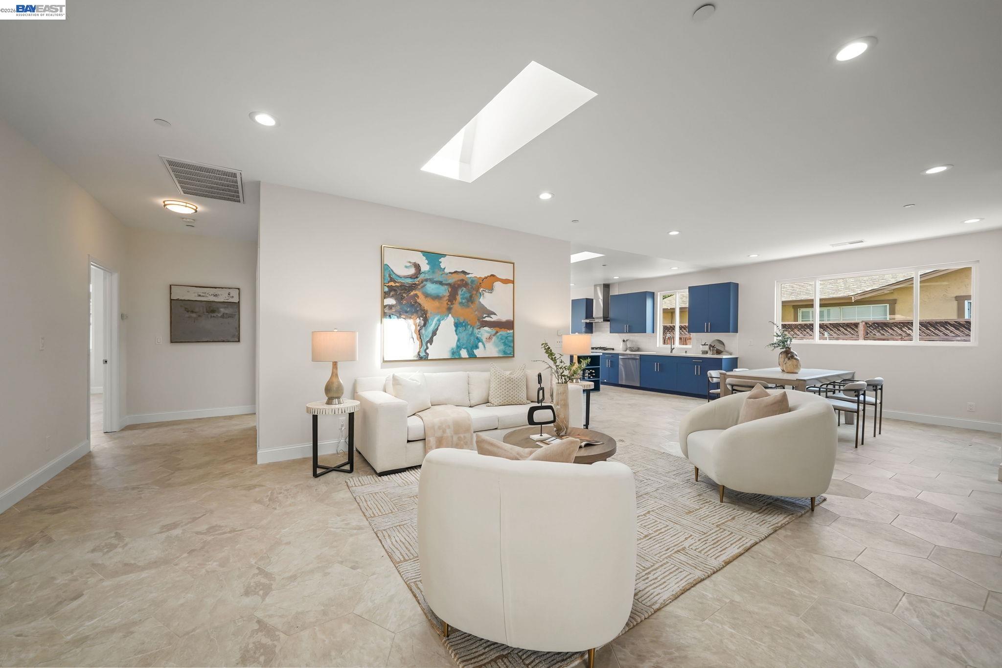 Detail Gallery Image 12 of 40 For 40772 Blacow Rd, Fremont,  CA 94538 - 4 Beds | 4/1 Baths