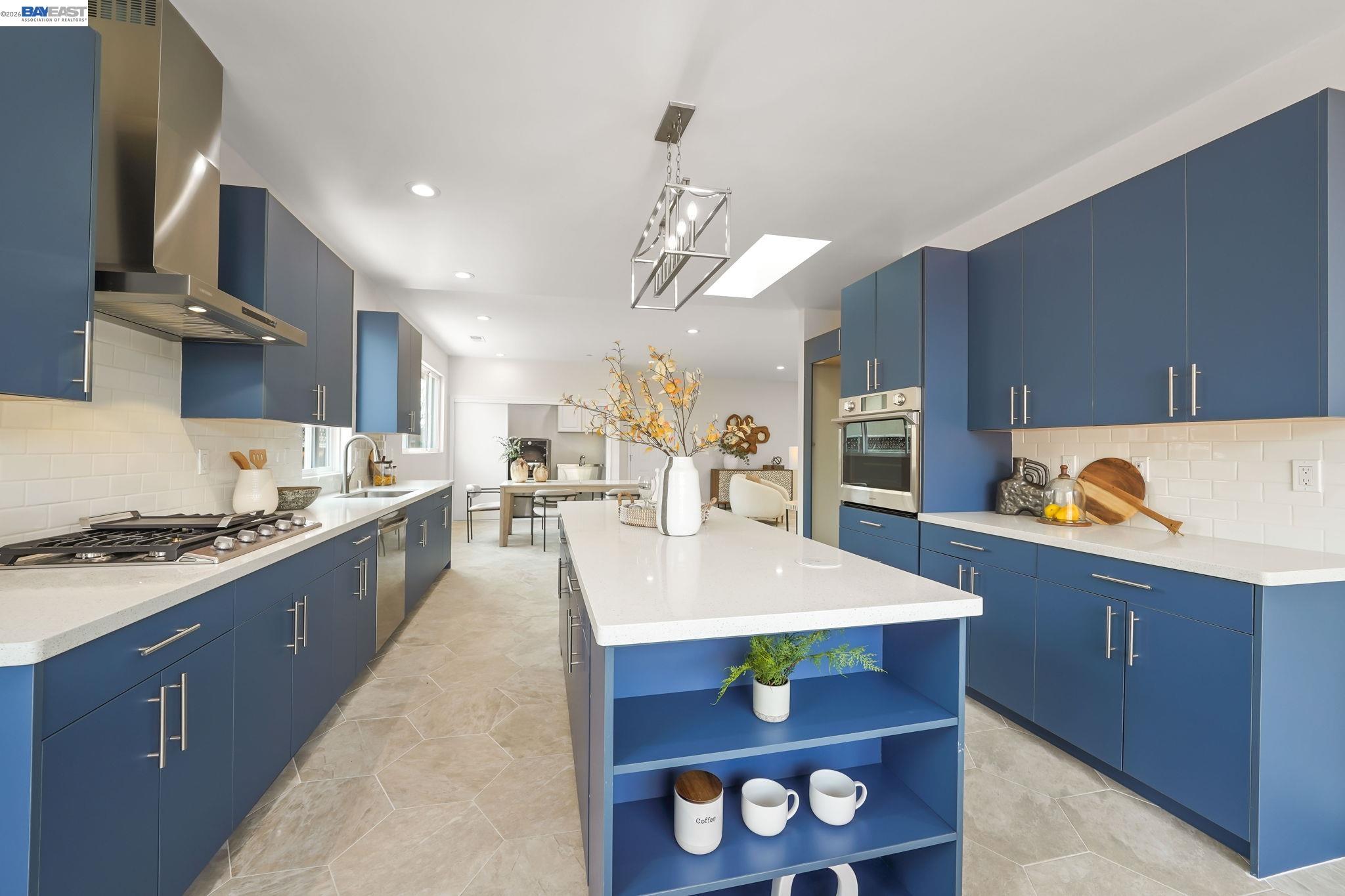 Detail Gallery Image 17 of 40 For 40772 Blacow Rd, Fremont,  CA 94538 - 4 Beds | 4/1 Baths