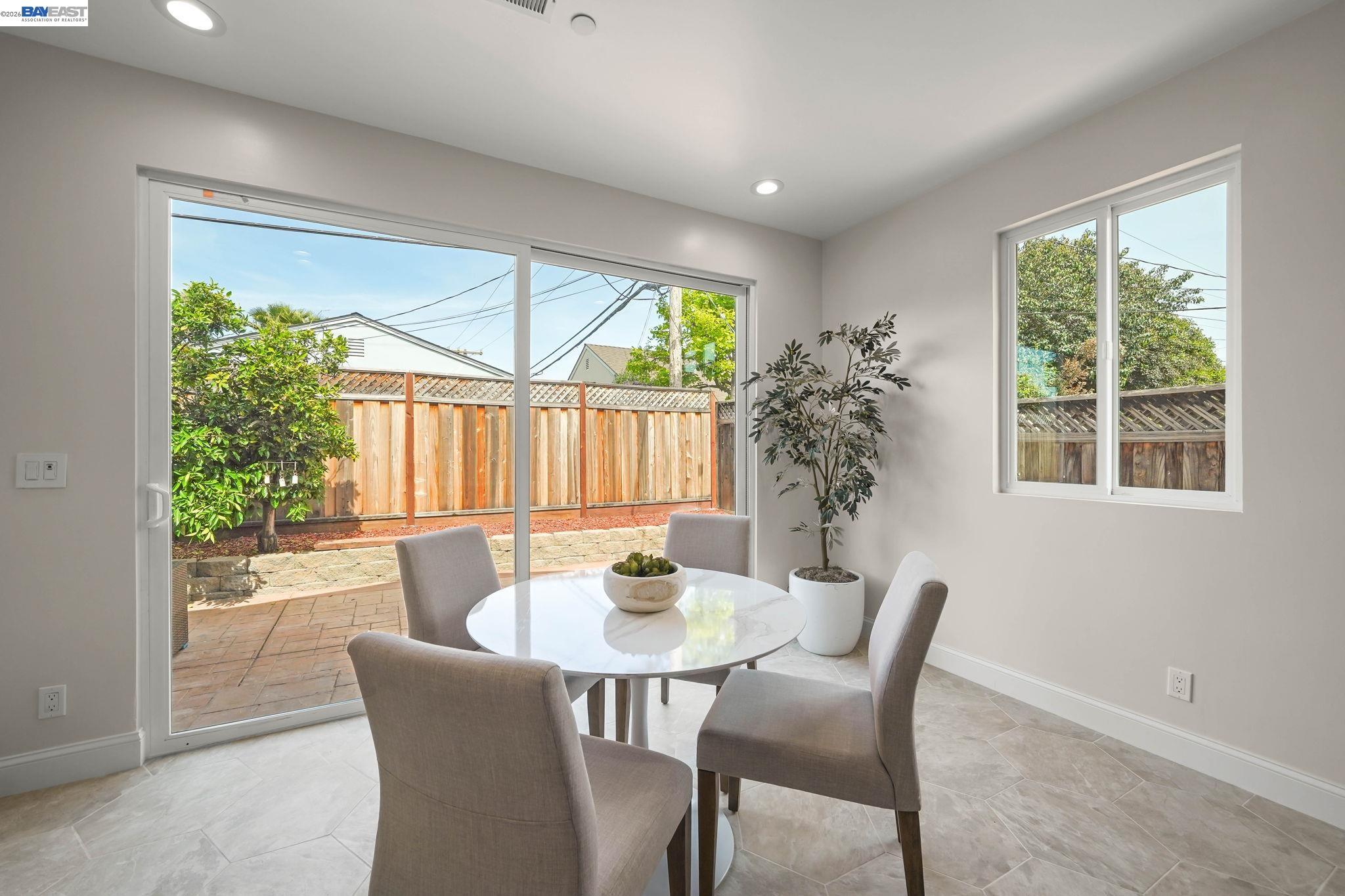 Detail Gallery Image 19 of 40 For 40772 Blacow Rd, Fremont,  CA 94538 - 4 Beds | 4/1 Baths