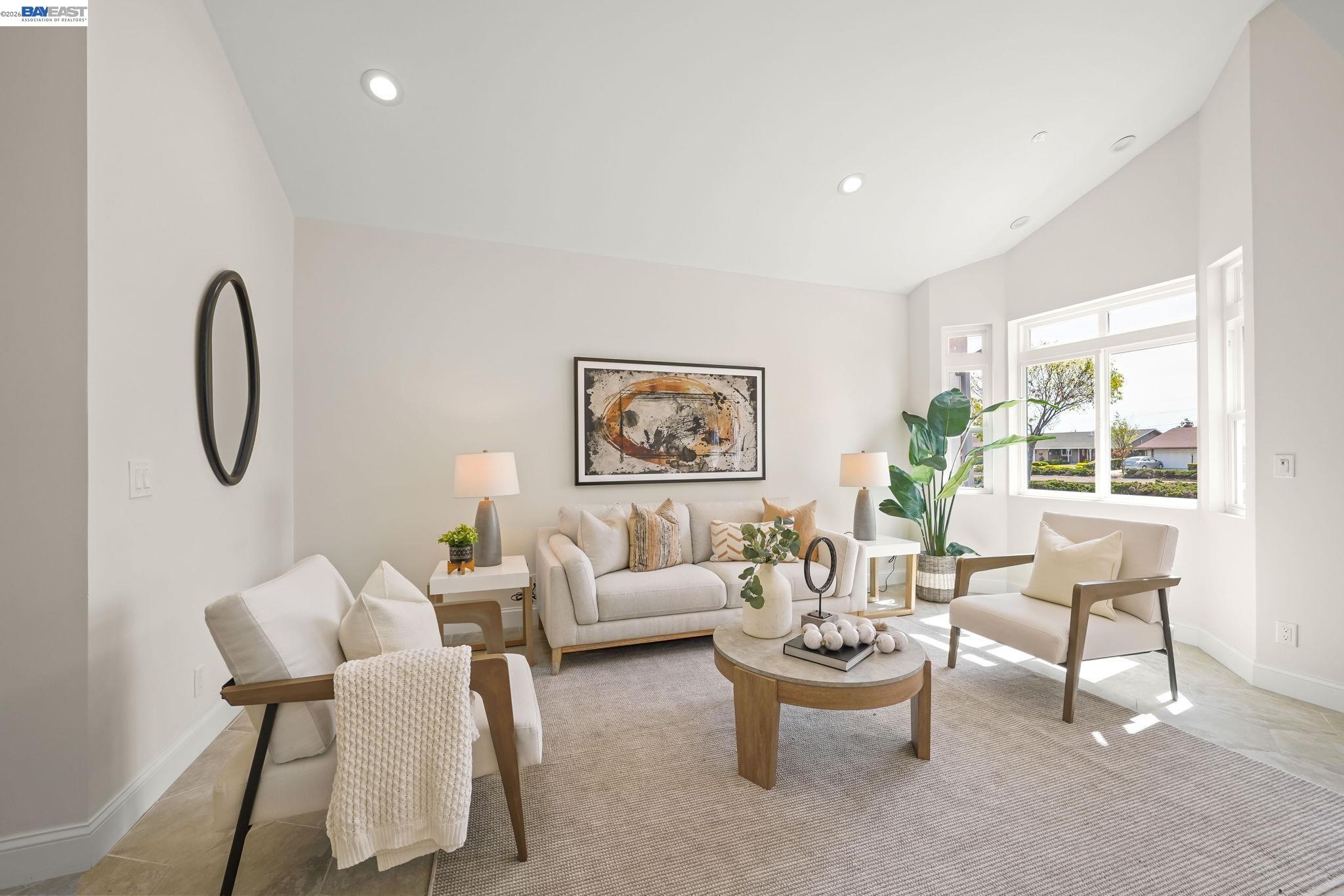 Detail Gallery Image 8 of 40 For 40772 Blacow Rd, Fremont,  CA 94538 - 4 Beds | 4/1 Baths