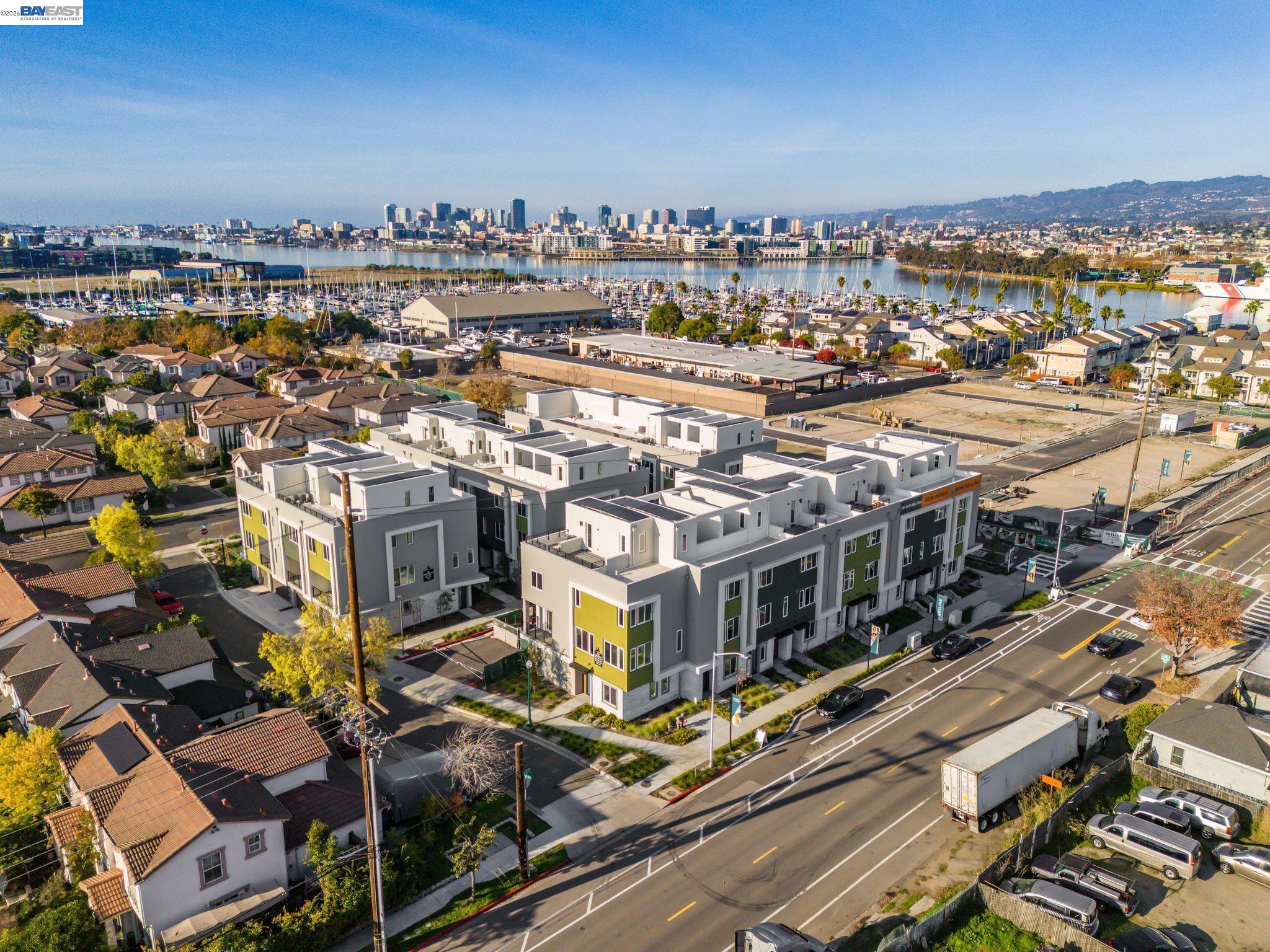 Photo #2: 41128297 Listing: Photo #2