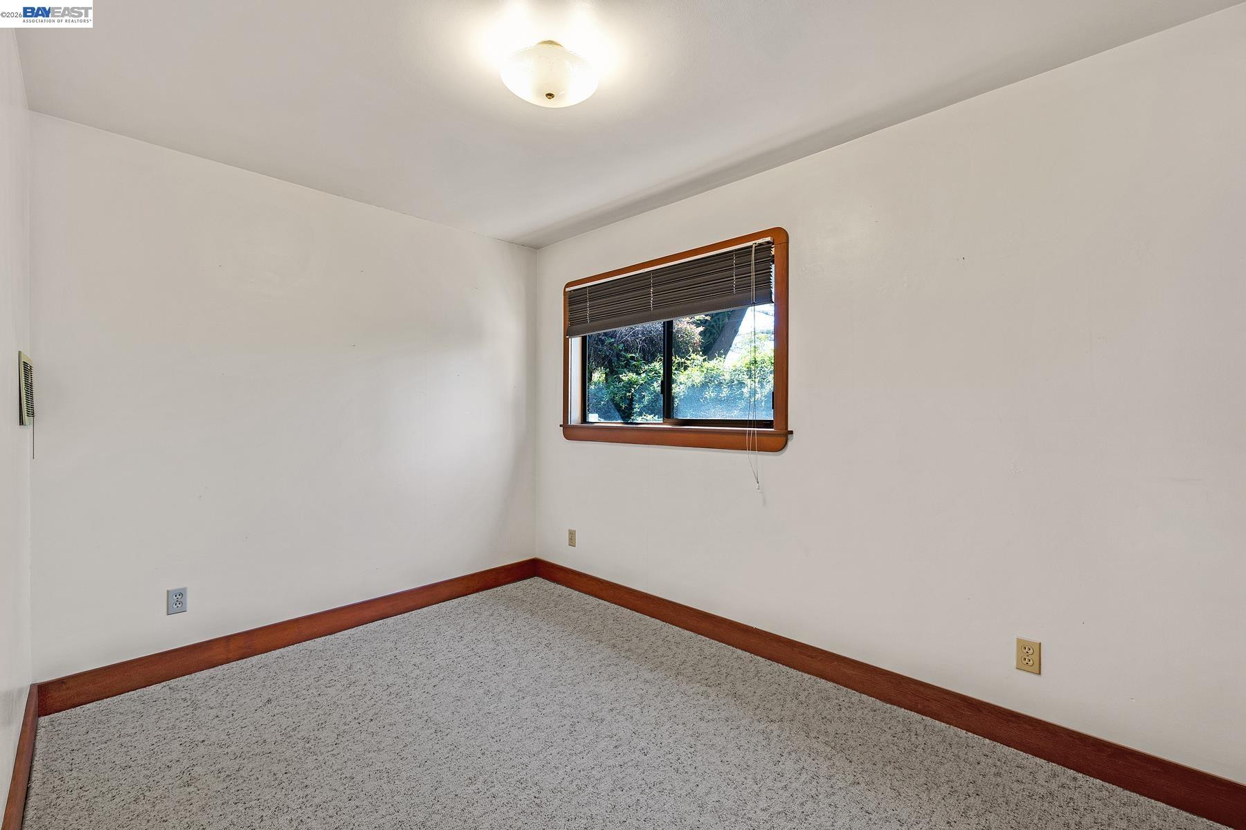 Detail Gallery Image 16 of 24 For 3261 Wyman Street, Oakland,  CA 94619 - 2 Beds | 1 Baths