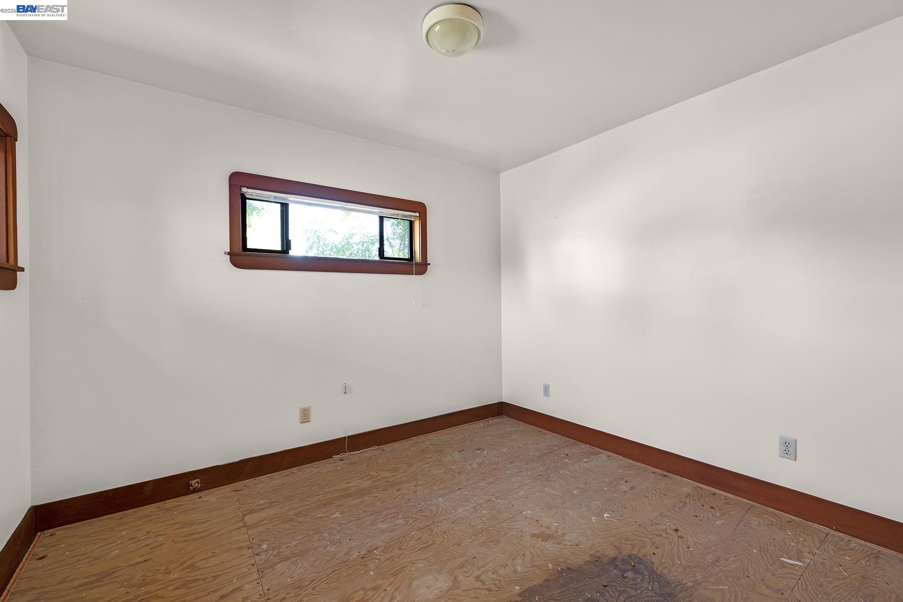 Detail Gallery Image 19 of 24 For 3261 Wyman Street, Oakland,  CA 94619 - 2 Beds | 1 Baths