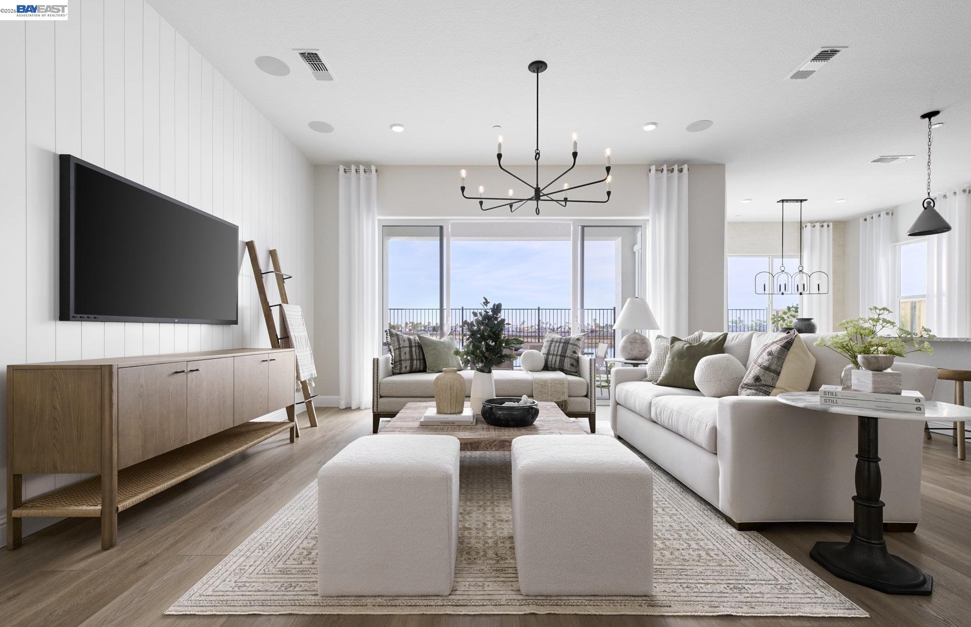 Detail Gallery Image 6 of 8 For 586 Lee Loop, Discovery Bay,  CA 94505 - 4 Beds | 3 Baths