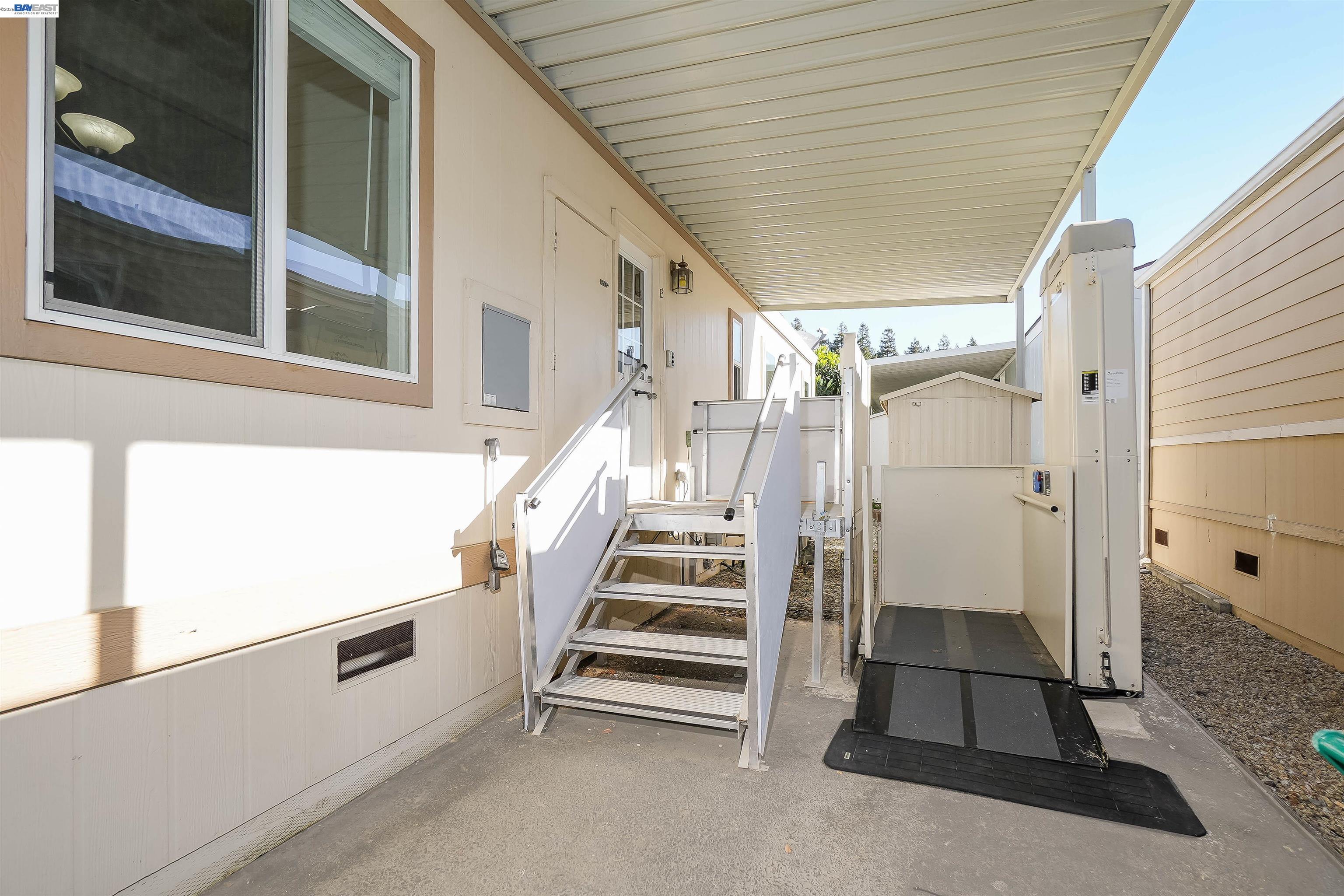 Detail Gallery Image 5 of 37 For 1200 W Winton Ave Spc 86,  Hayward,  CA 94545 - 2 Beds | 2 Baths