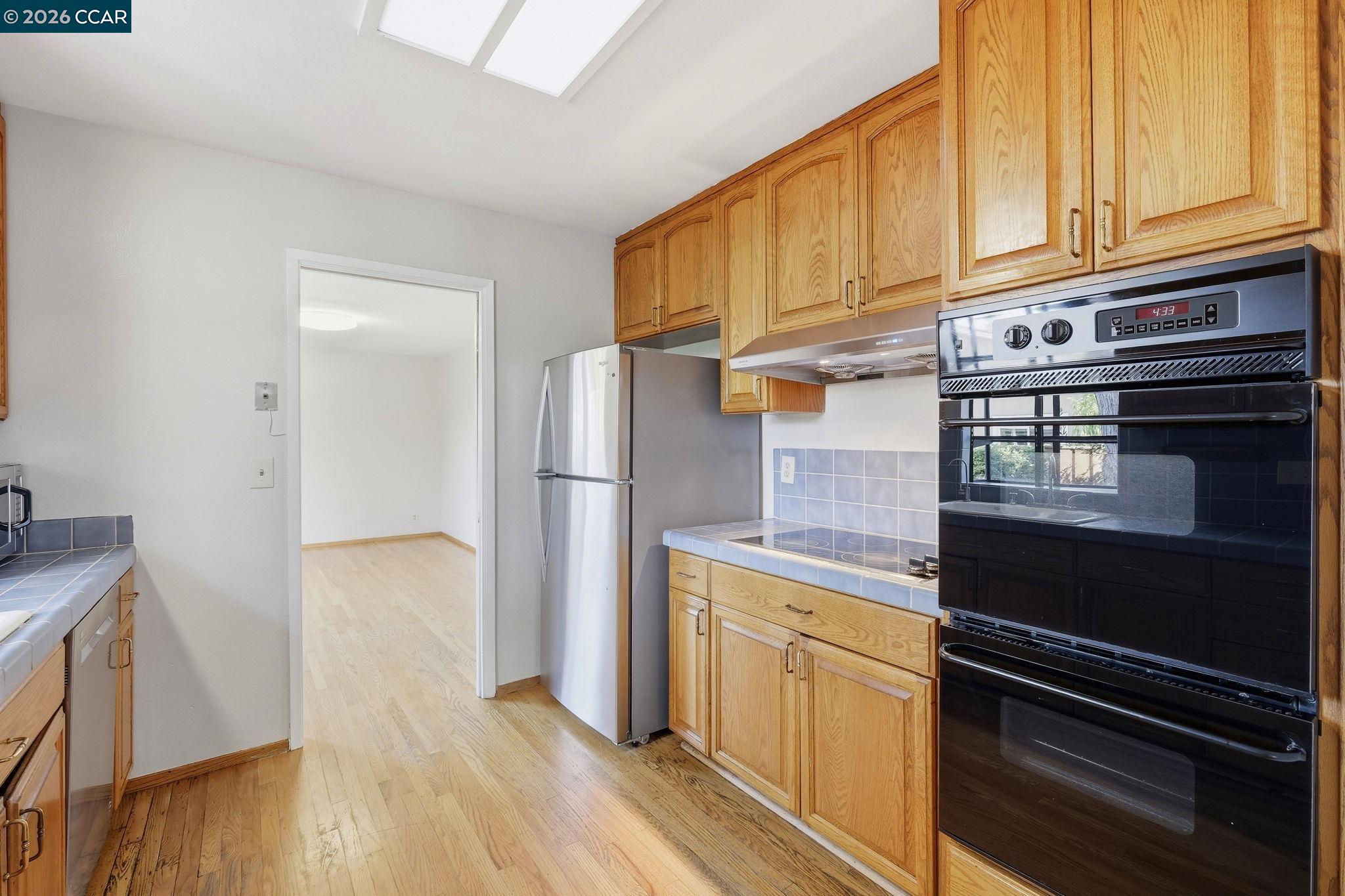 Detail Gallery Image 15 of 46 For 609 Teak Ct, Walnut Creek,  CA 94598 - 4 Beds | 3 Baths