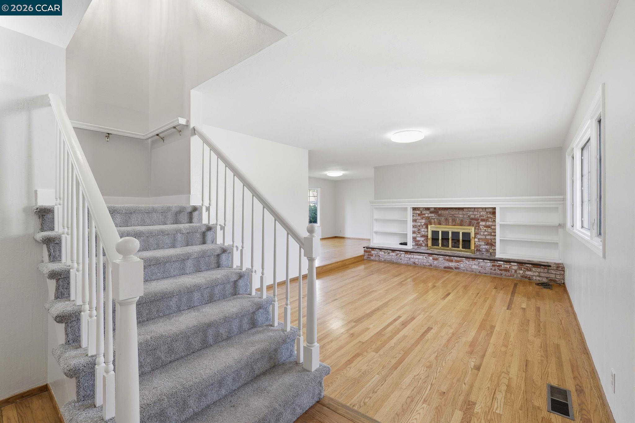 Detail Gallery Image 6 of 46 For 609 Teak Ct, Walnut Creek,  CA 94598 - 4 Beds | 3 Baths