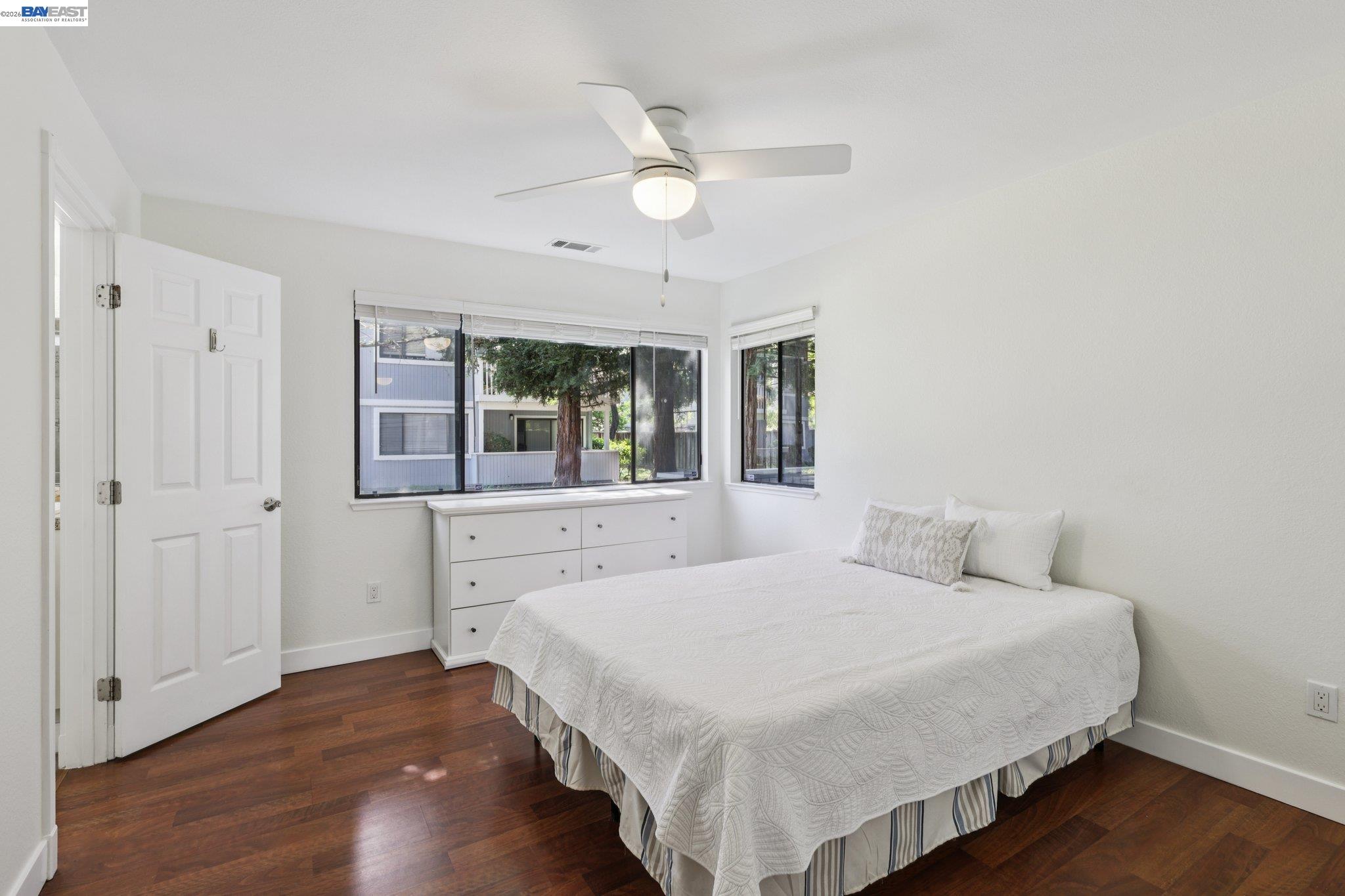 Photo #10: 41128307 Listing: Photo #10